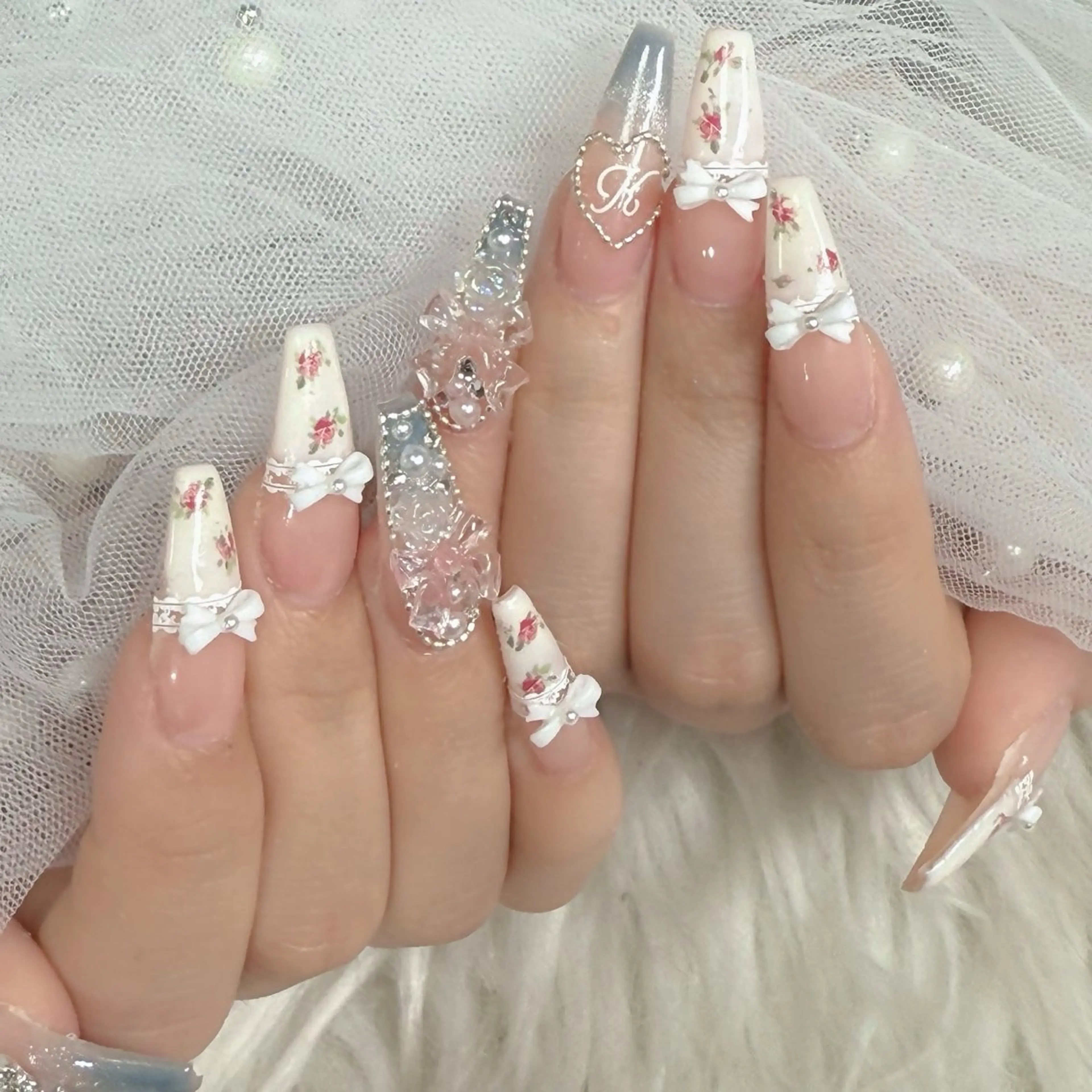 ネイル フットネイル フレンチネイル グラデーション 韓国ネイル ロングネイル ハンドネイル Hani Nail Salonのネイルデザイン