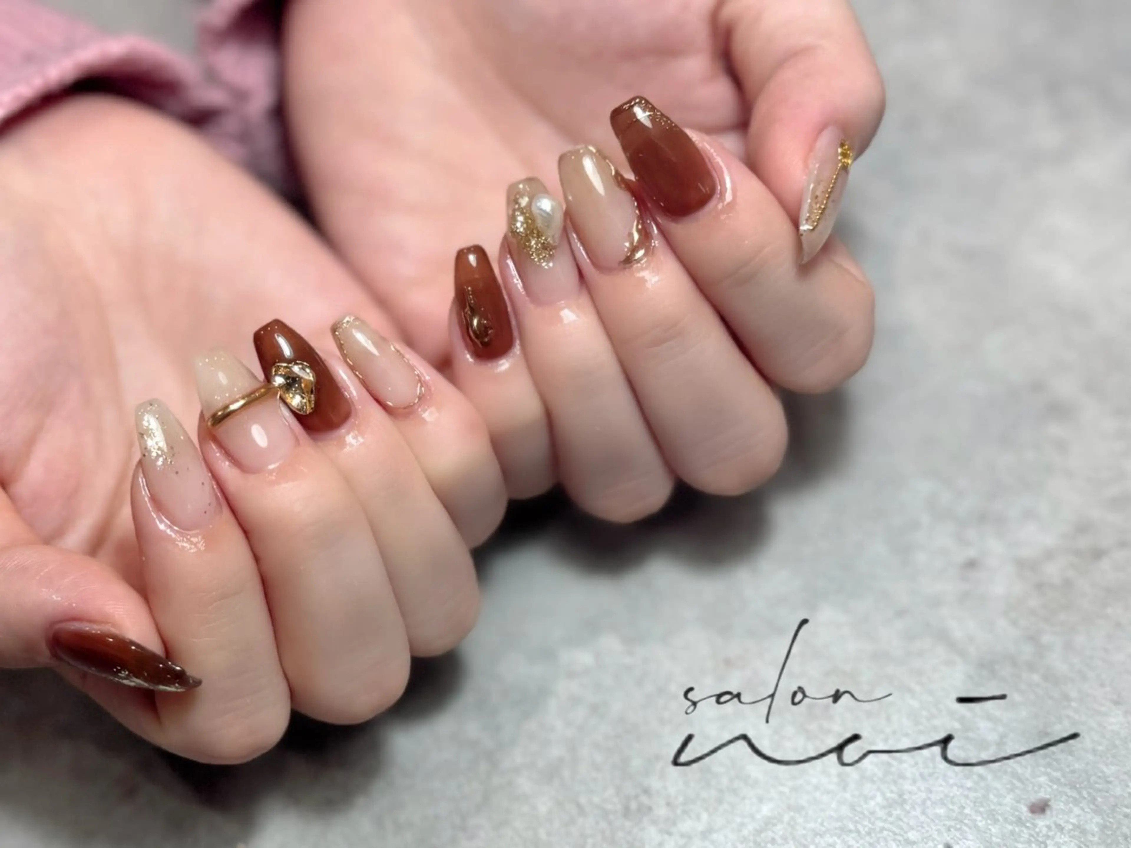 ネイル アートネイル ニュアンスネイル ハンドネイル salon noi所属・salon noiのネイルデザイン