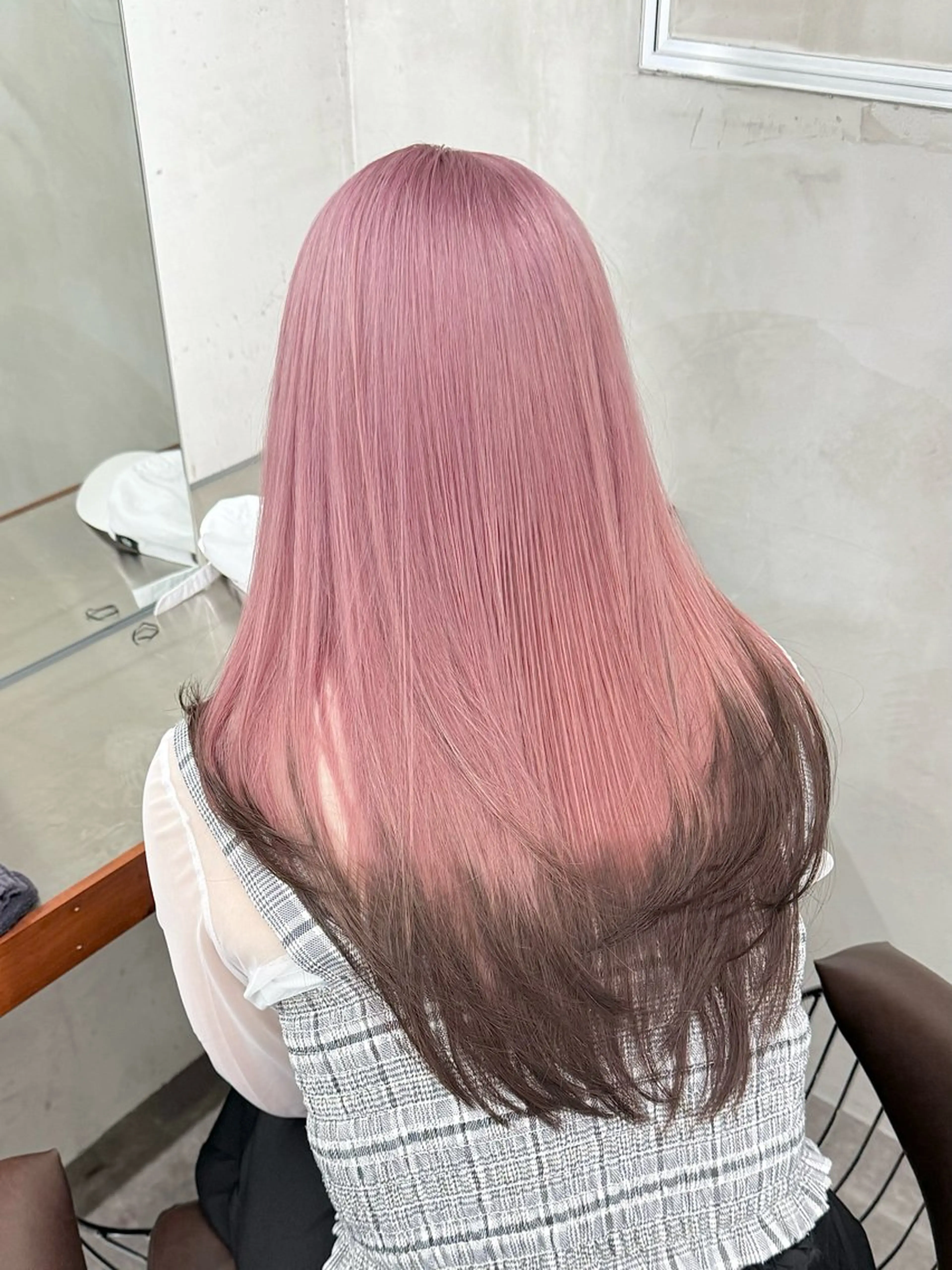 ロング カラー アッシュ ベージュカラー ブリーチ ケアブリーチ ダブルカラー カット ヘアカラー トリートメント ブリーチ　ハイトーン 特化🌈フジタハルキのヘアスタイル