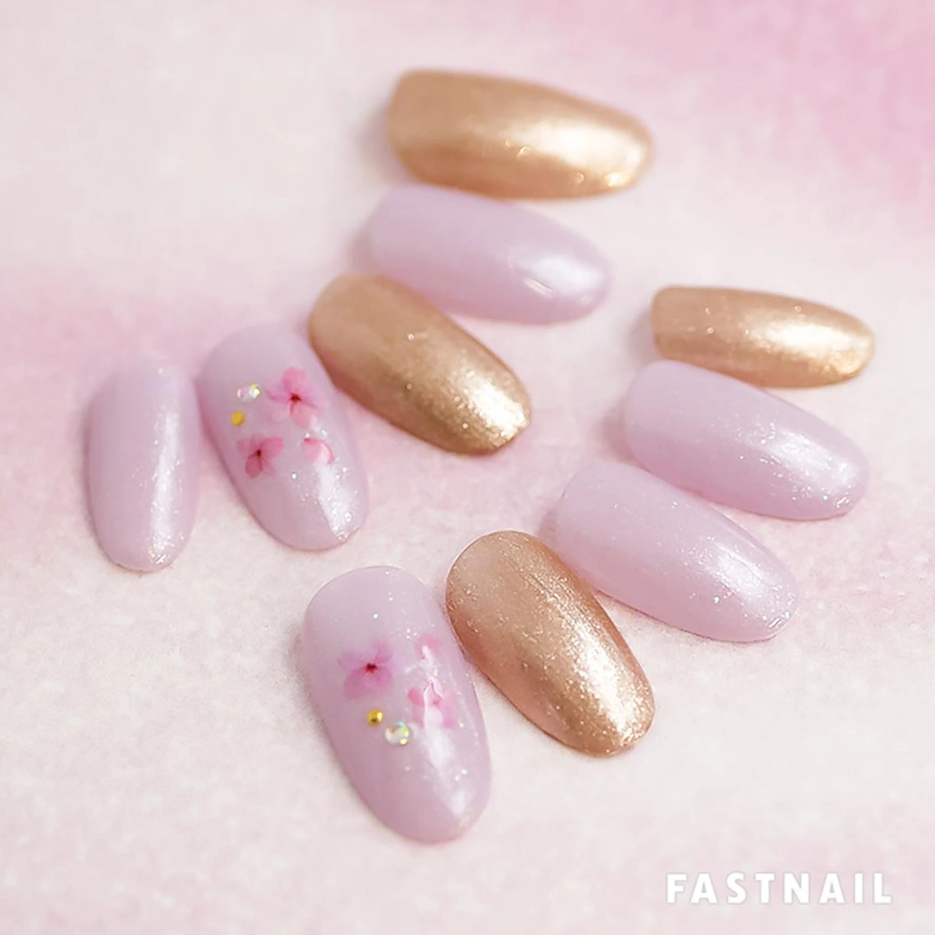 ネイル ファストネイル ロコ 春日のネイルデザイン