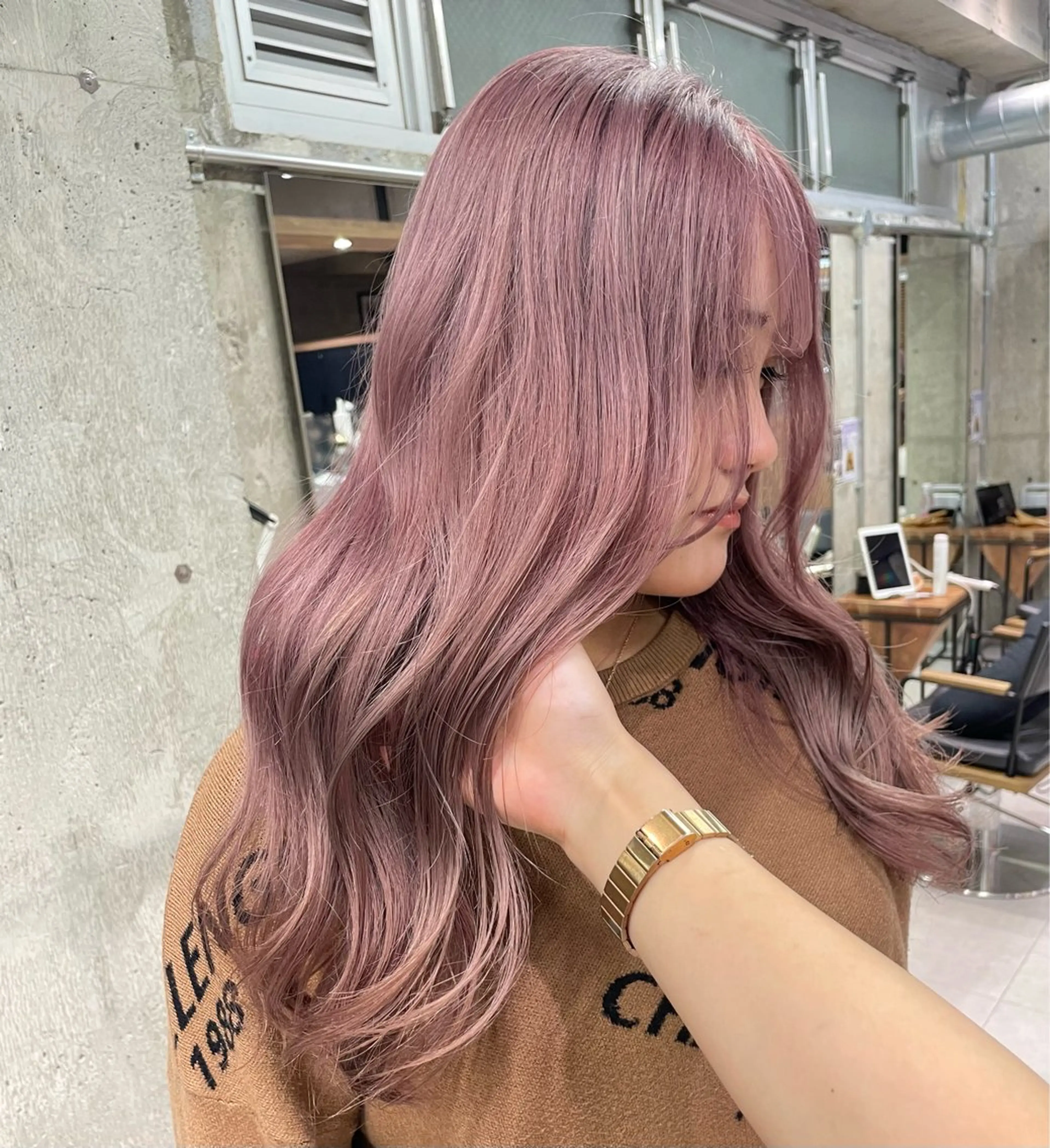 ロング 🫧ハイライトカラー 🫧 𝓜𝓘𝓤のヘアスタイル