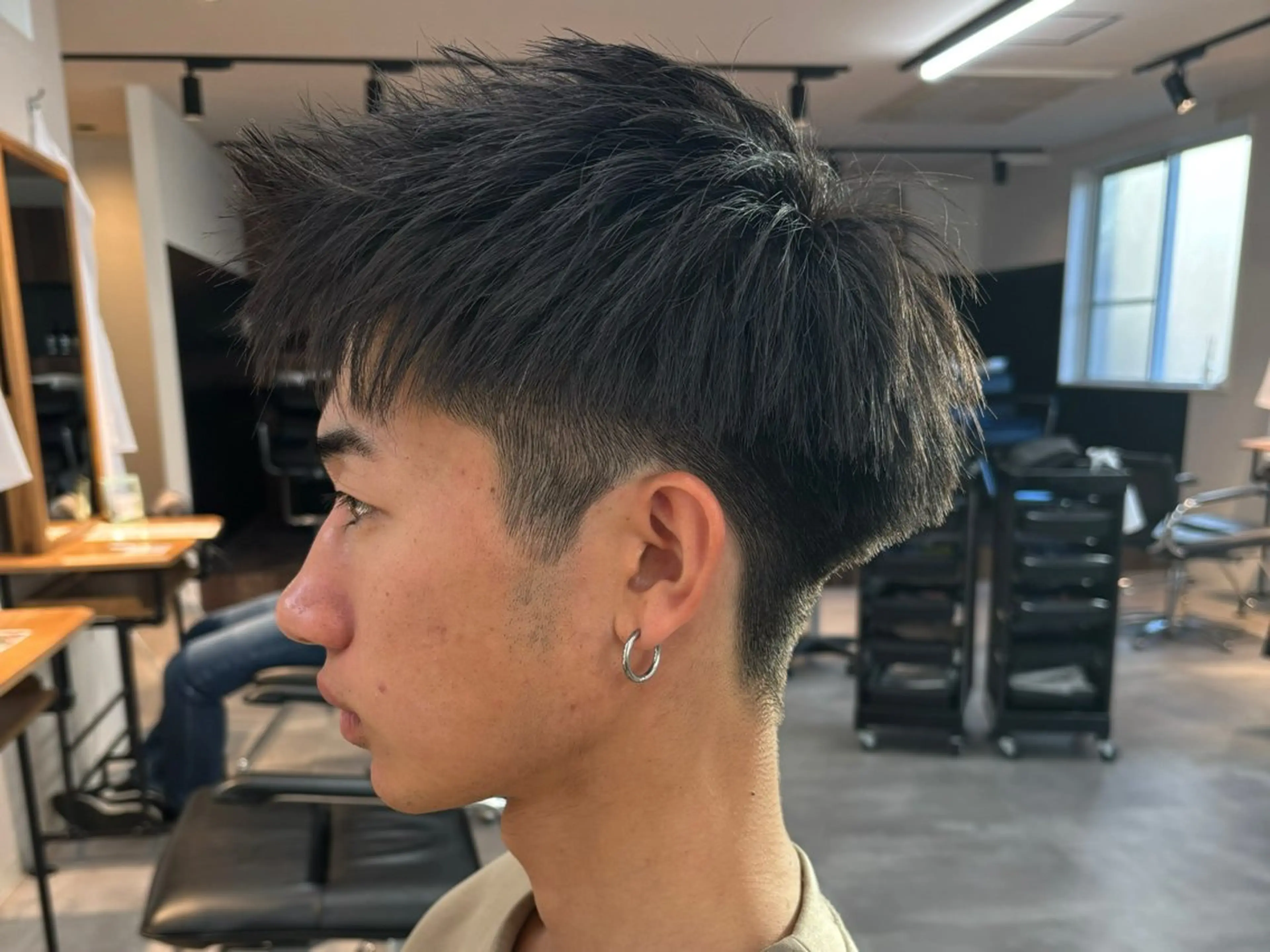 メンズ アップバング メンズショート カット 保立/フェザーパーマ /メンズカット千葉のヘアスタイル