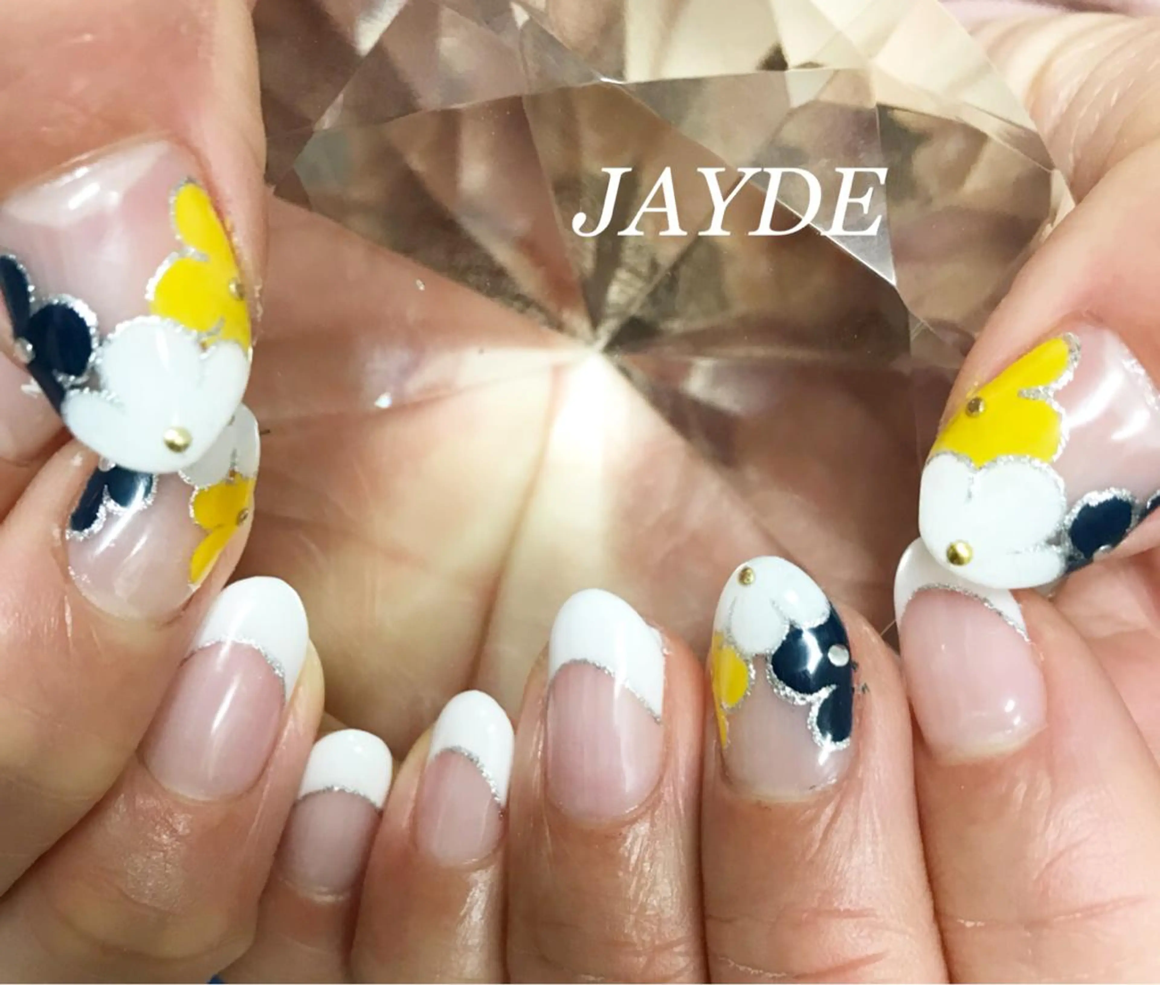 ネイル フレンチネイル JAYDE ジェイドのマツエク・マツパデザイン