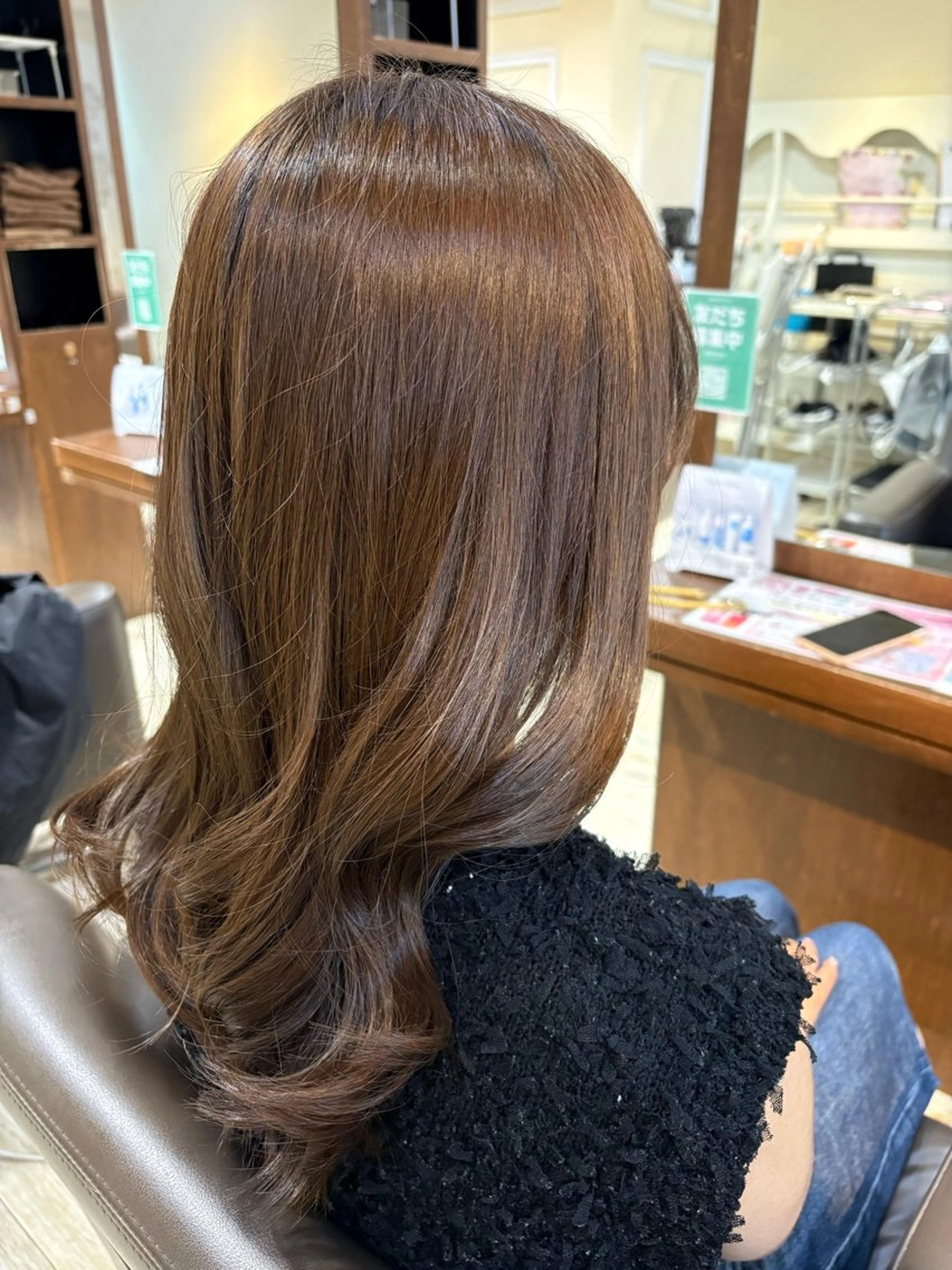 カラー 山中 結月のヘアスタイル