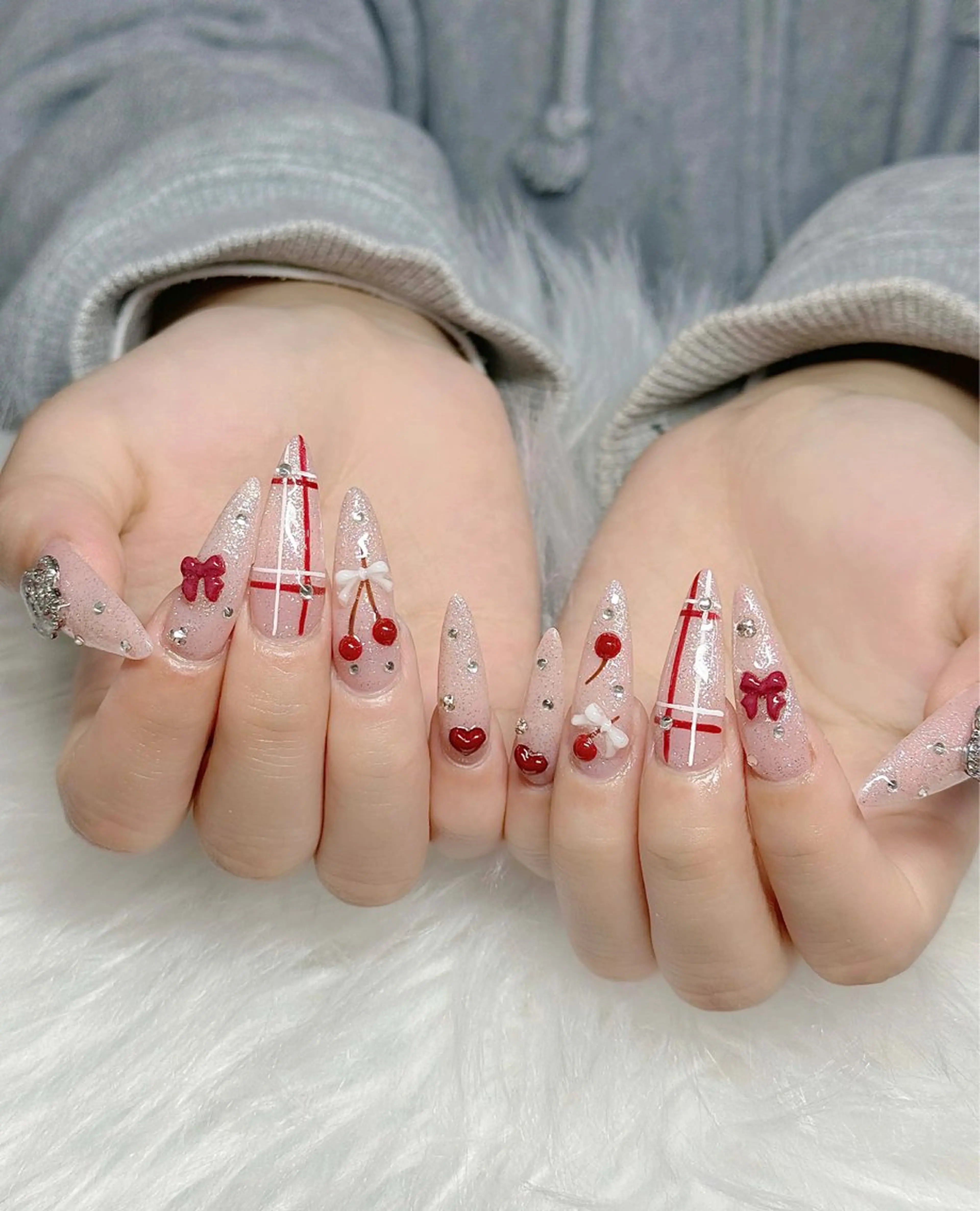 ネイル 長さ出し フレンチネイル 韓国ネイル レース マグネットネイル ハンドネイル 波 なみのネイルデザイン