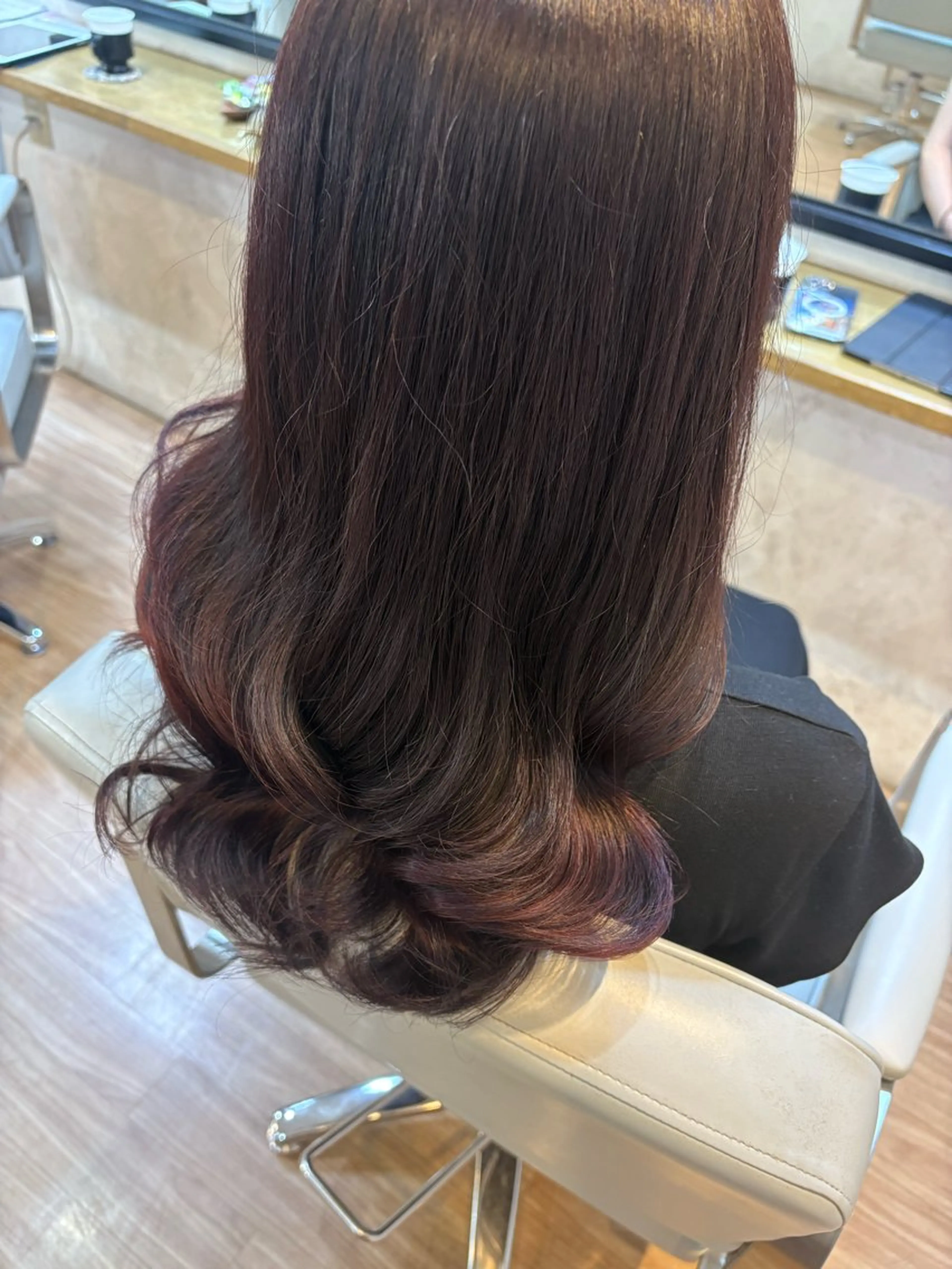 ロング ヘアカラー トリートメント 韓国ヘアー🇰🇷 MIWAのヘアスタイル