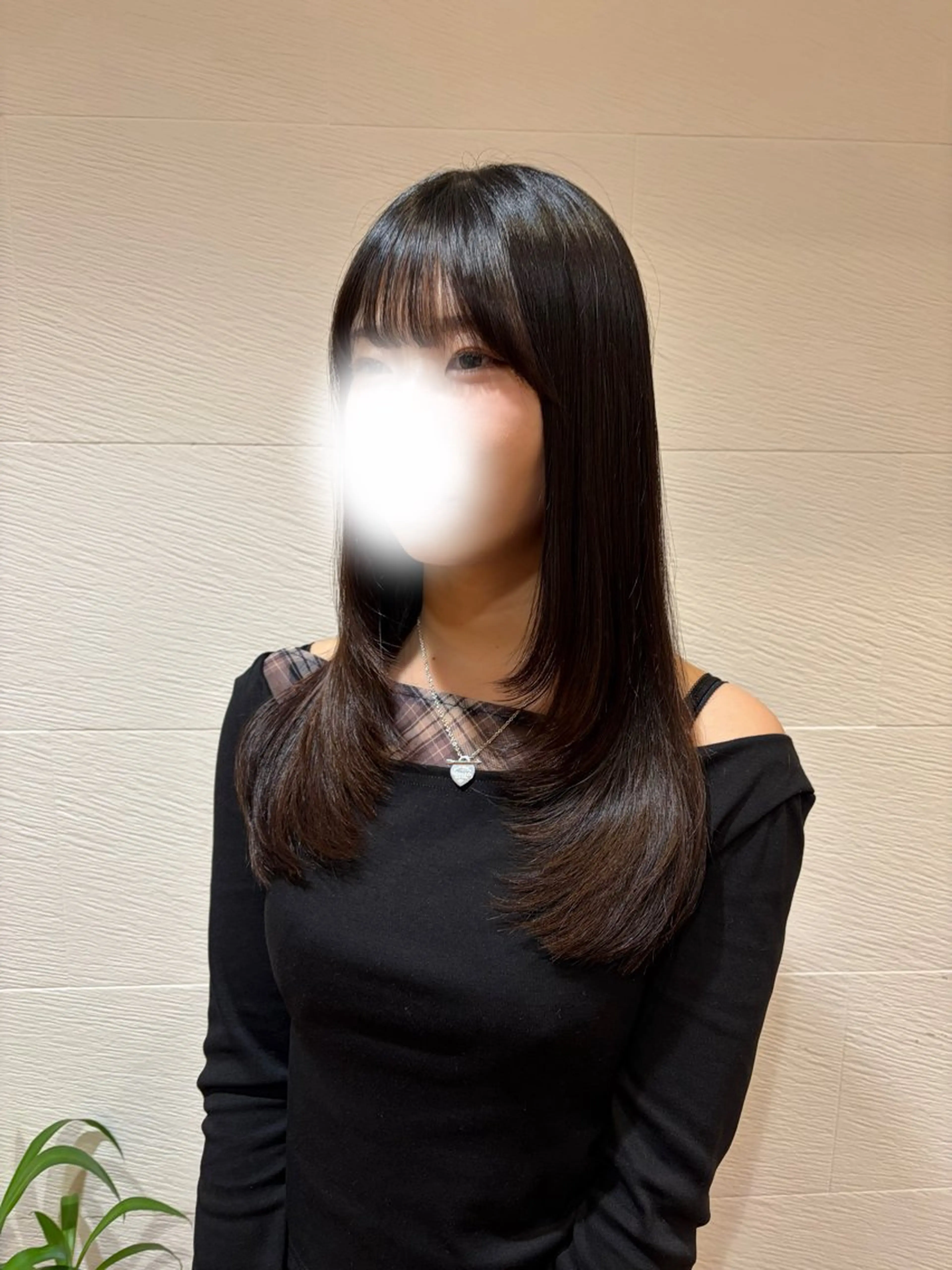 ロング 顔周りカット レイヤーカット ロング ayane / ロングレイヤーカットのヘアスタイル