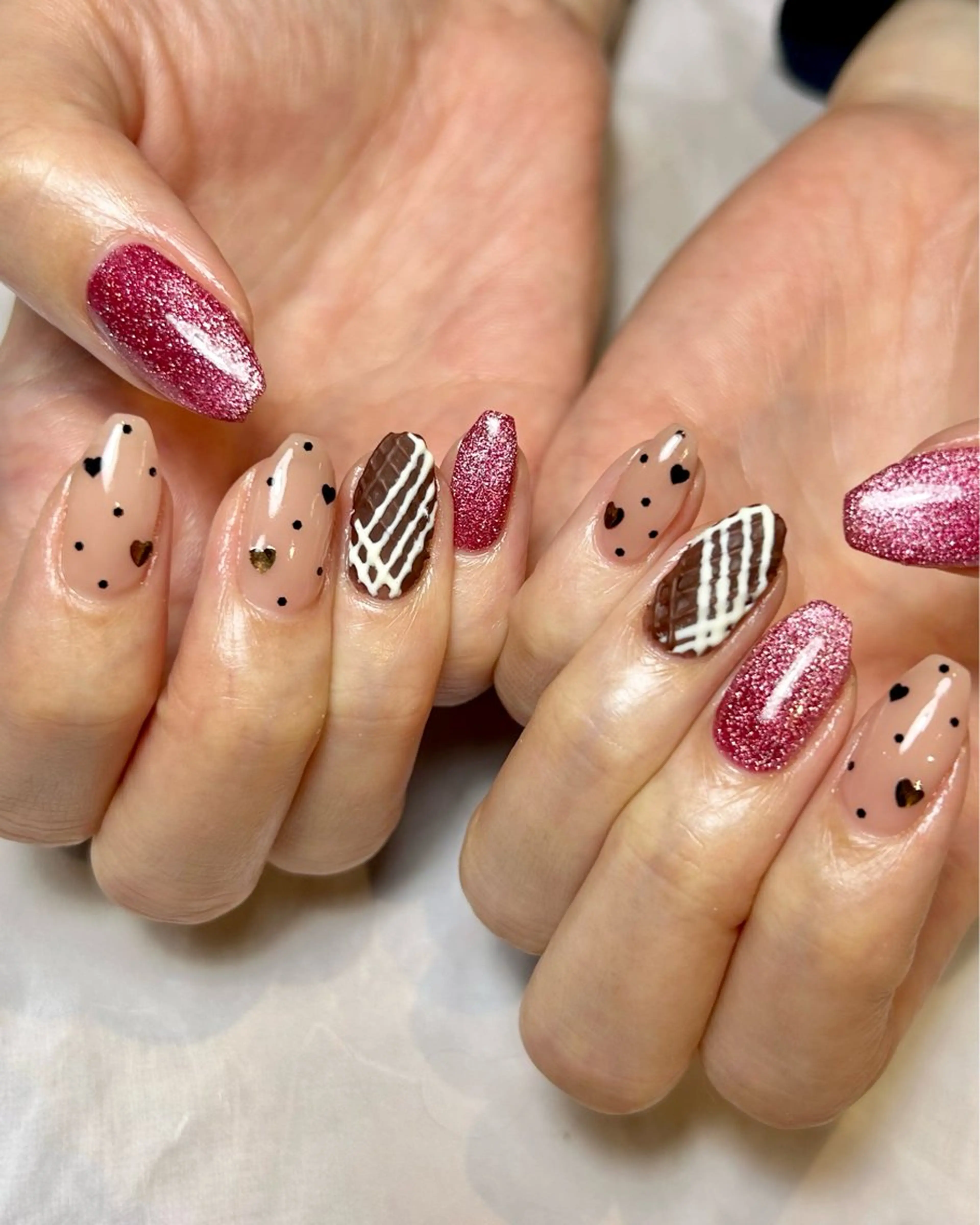 ネイル 持ち込み バレンタイン ハンドネイル Reflection marikoのネイルデザイン