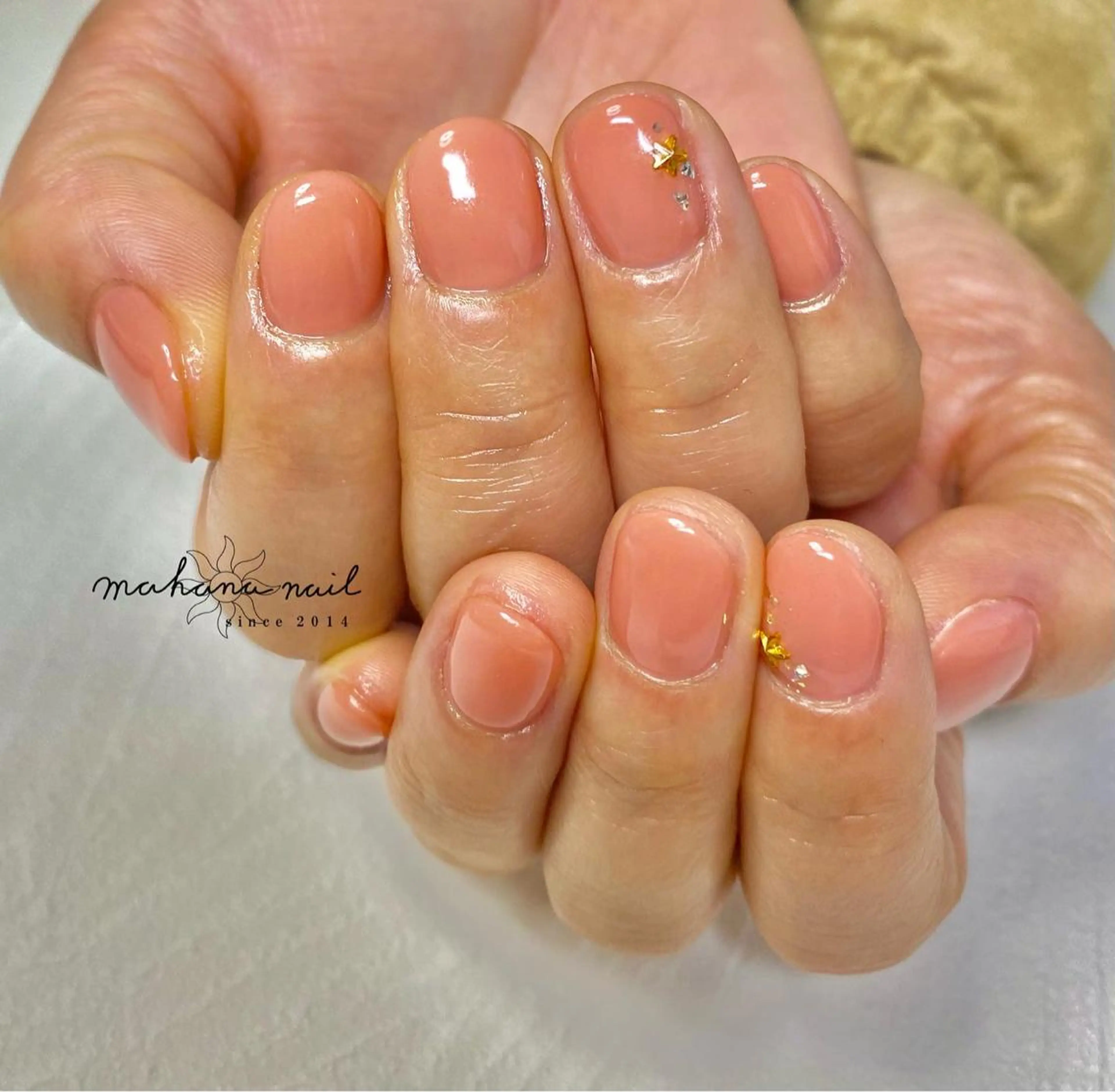 ネイル アートネイル ワンカラーネイル ストーンネイル mahana nailのネイルデザイン