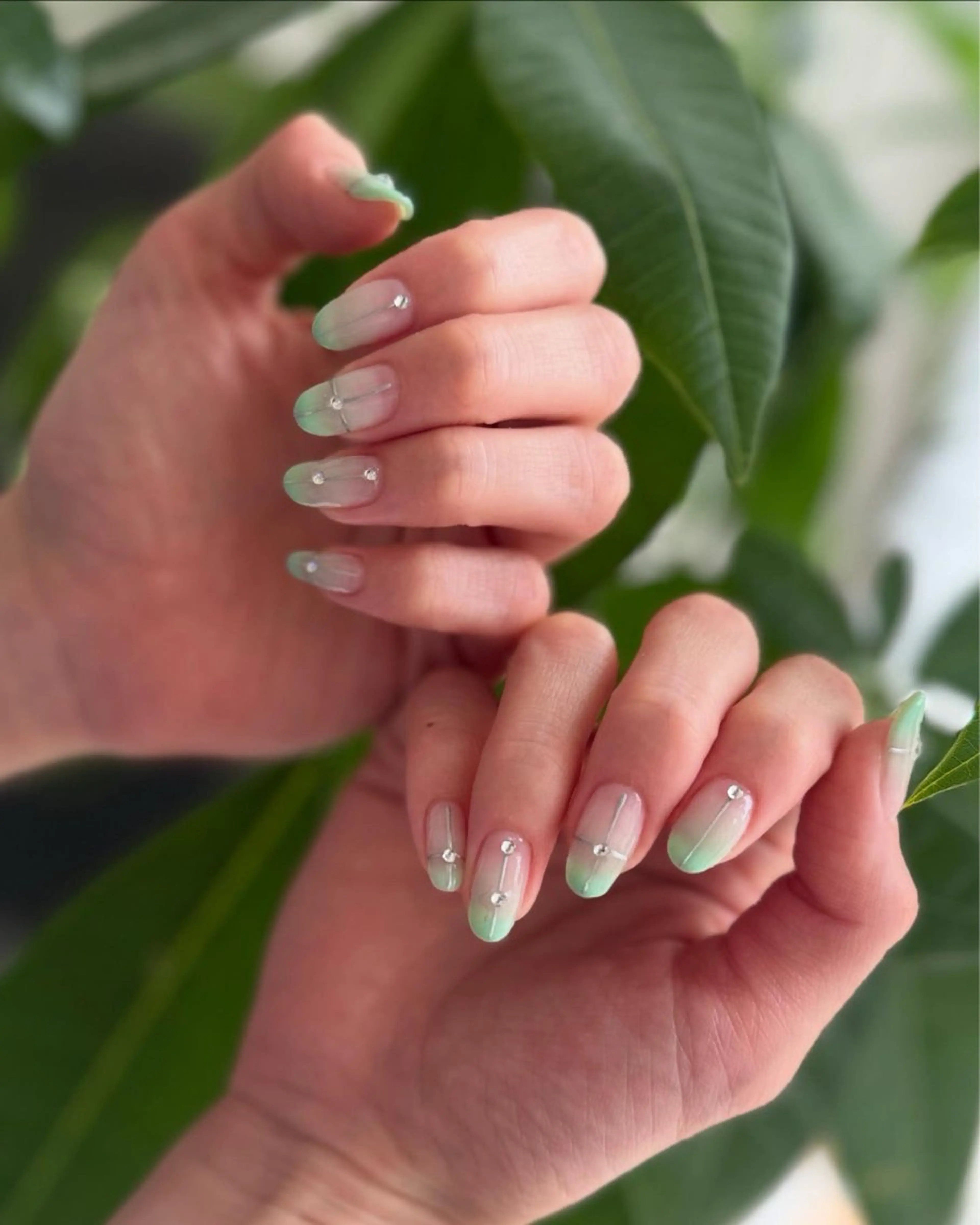 ネイル グリーン 春ネイル ハンドネイル ハンドケア 中目黒 Suzukiのネイルデザイン