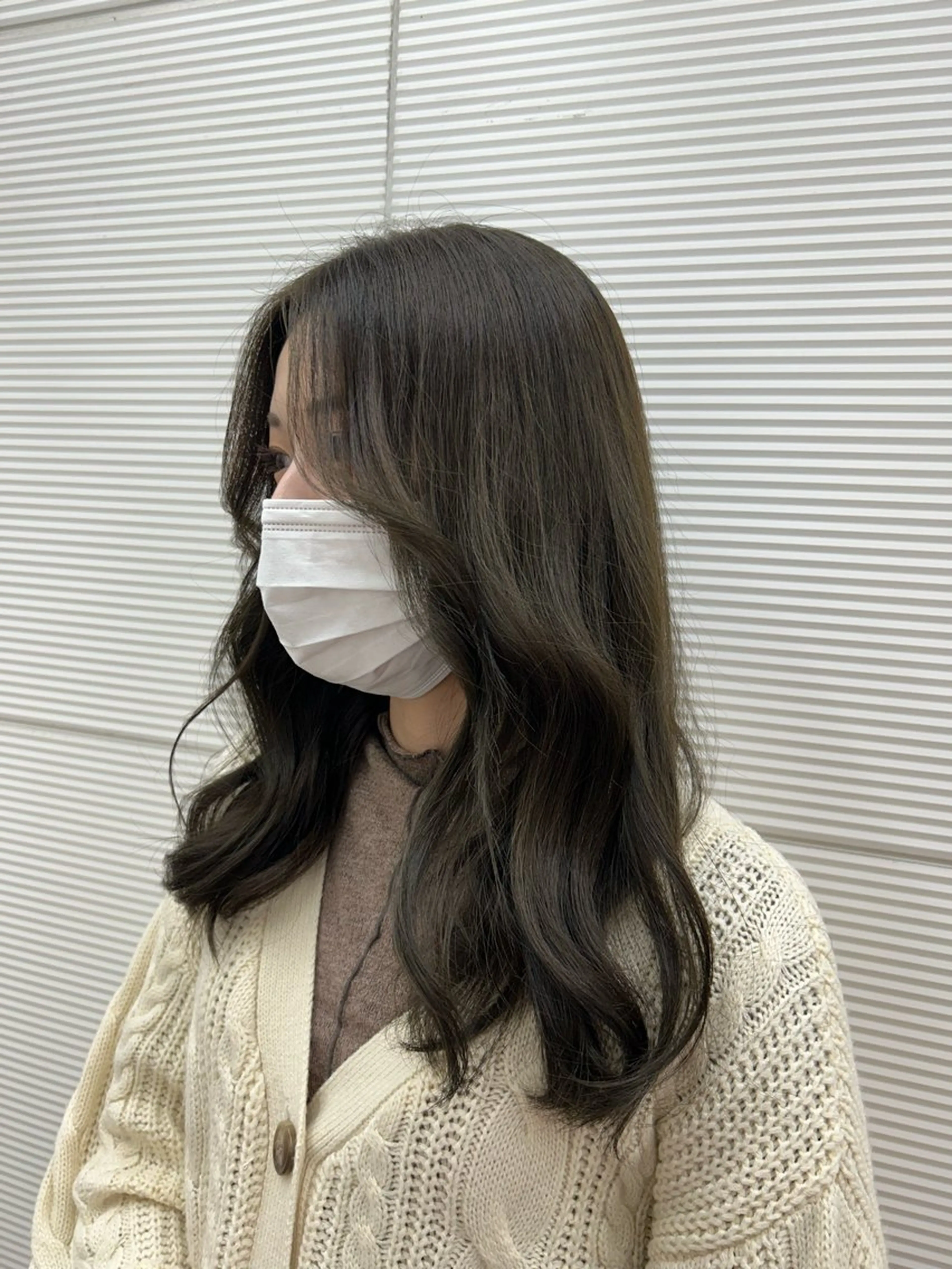 カラー 毛流れパーマ/ Rukiaのヘアスタイル