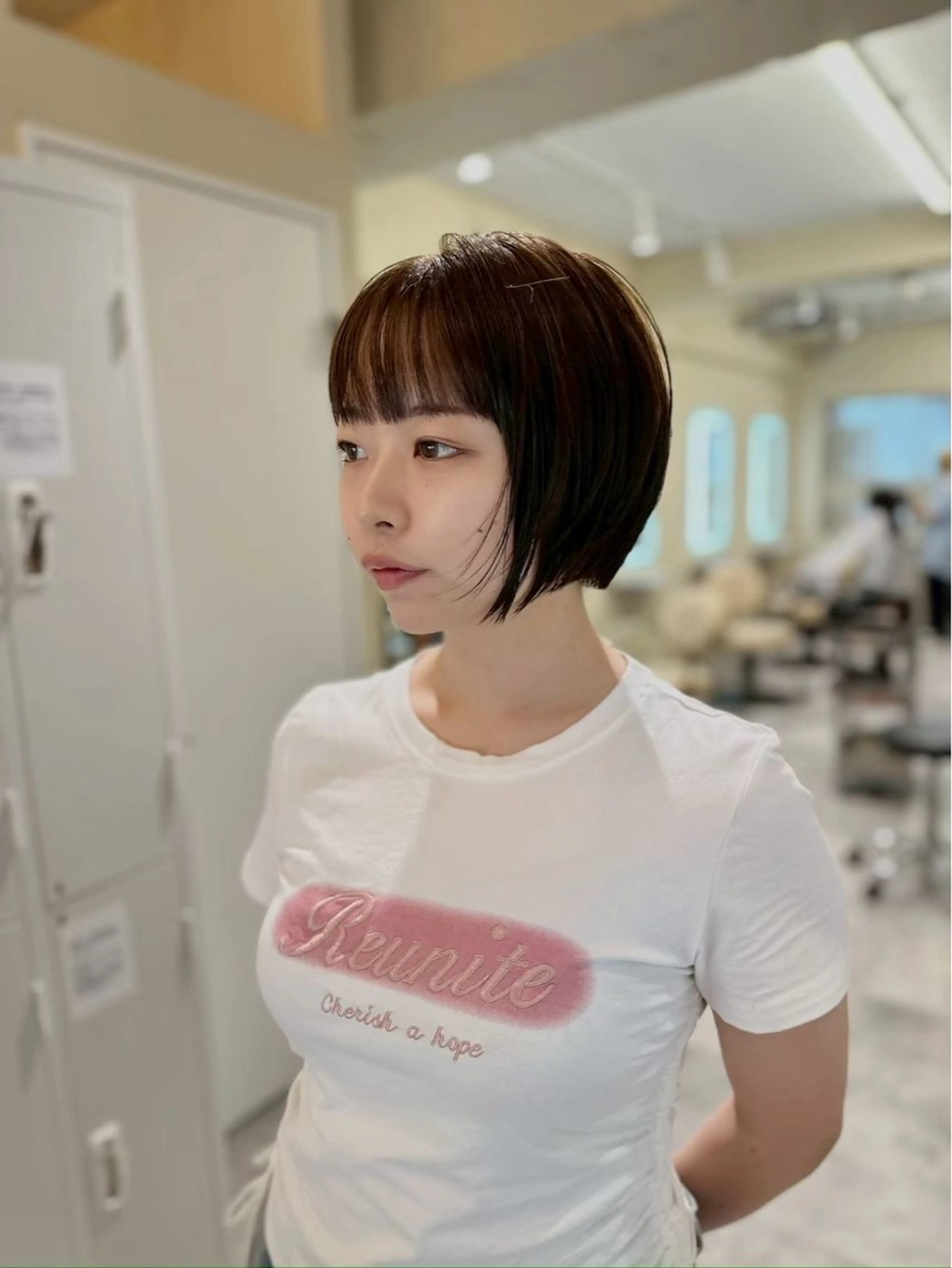 ショート カラー ヘアアレンジ カット ヘアカラー トリートメント OPUSダブルカラー ケアブリーチのヘアスタイル
