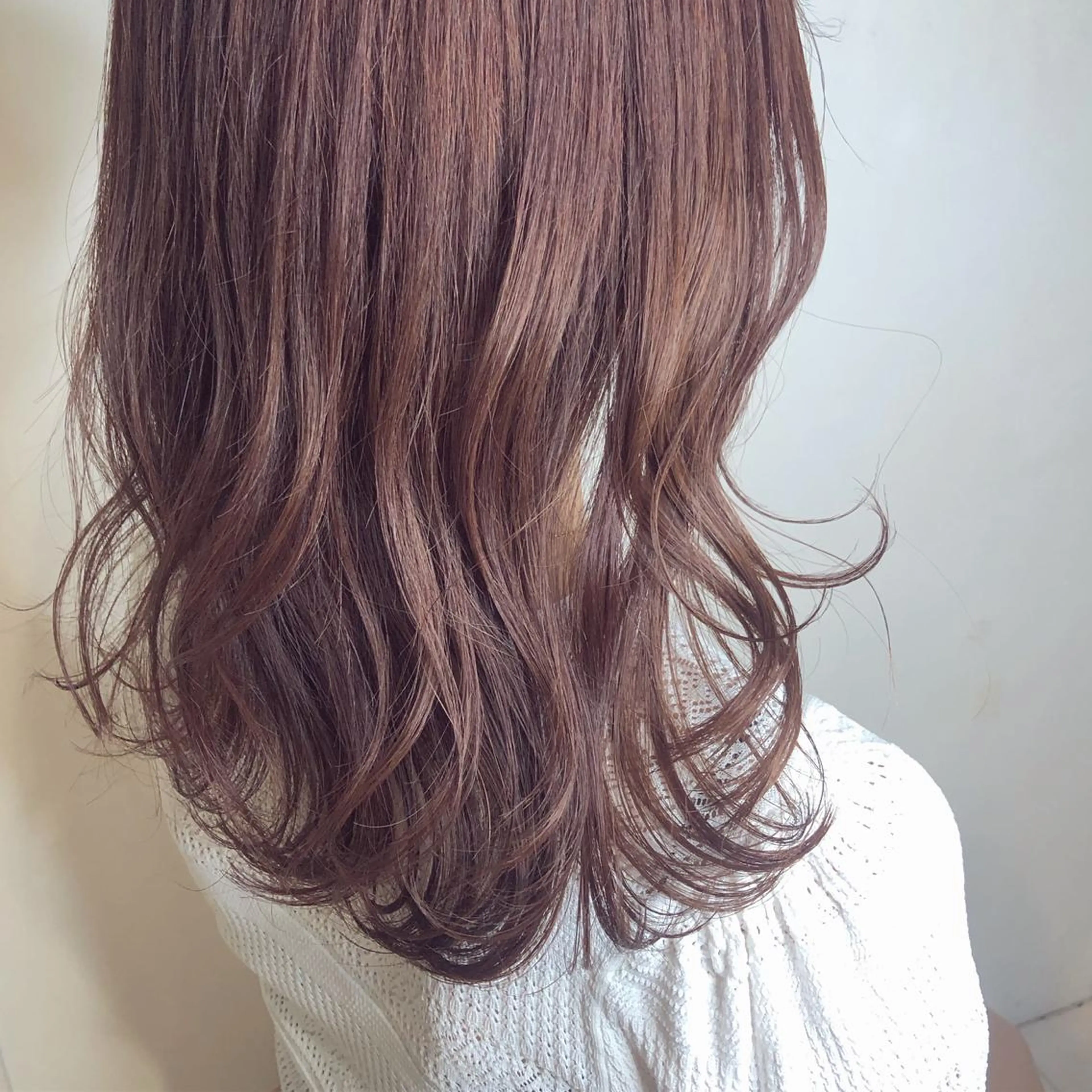 ミディアム カラー マツエク・マツパ ブラウンカラー ピンクカラー ピンクブラウン カラーマツエク カット ヘアカラー トリートメント 透明感カラー🫧ヘア セット🫧松本菜月の眉毛・アイブロウイメージ