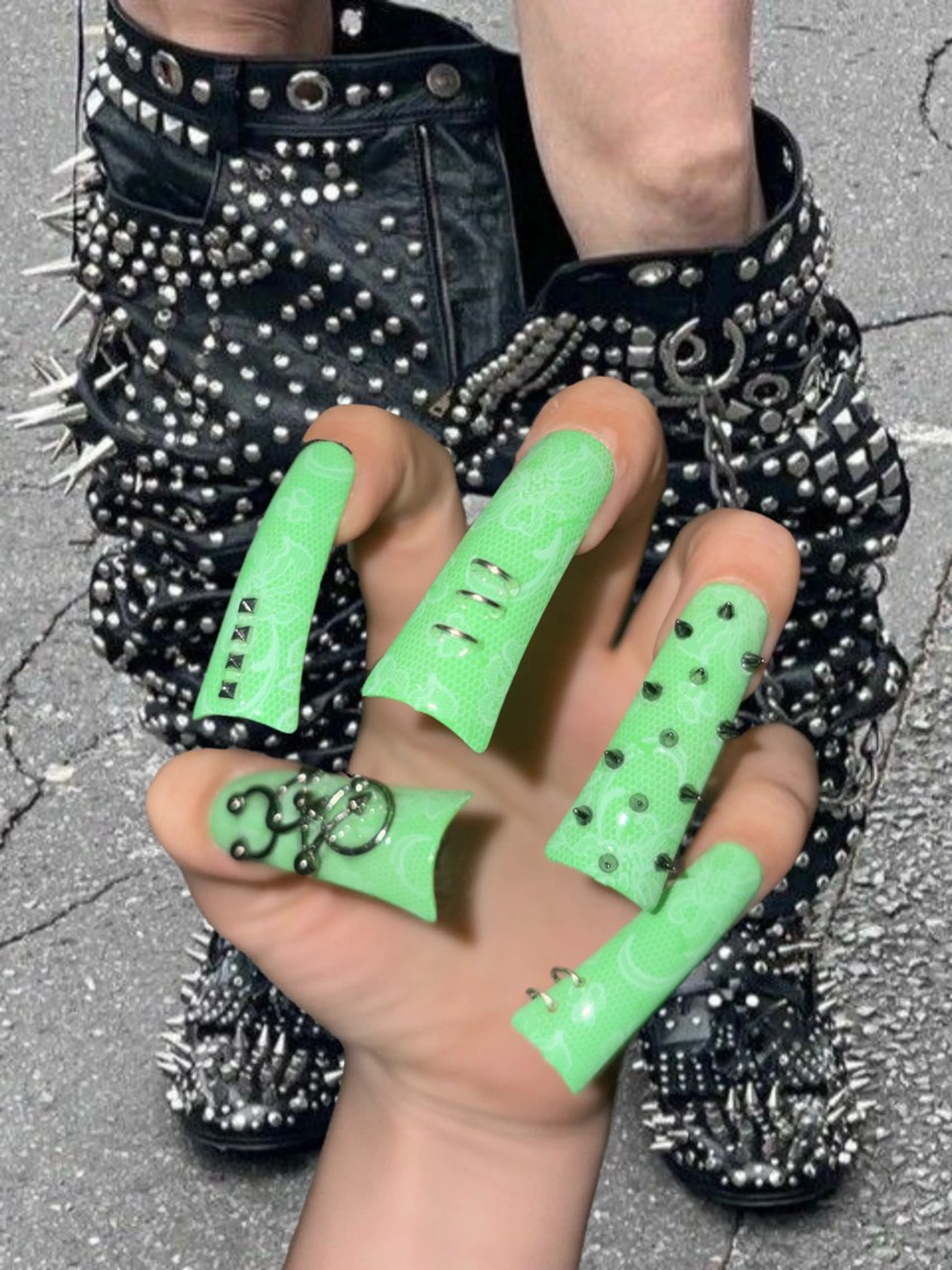 ネイル 西村 友羽音のネイルデザイン