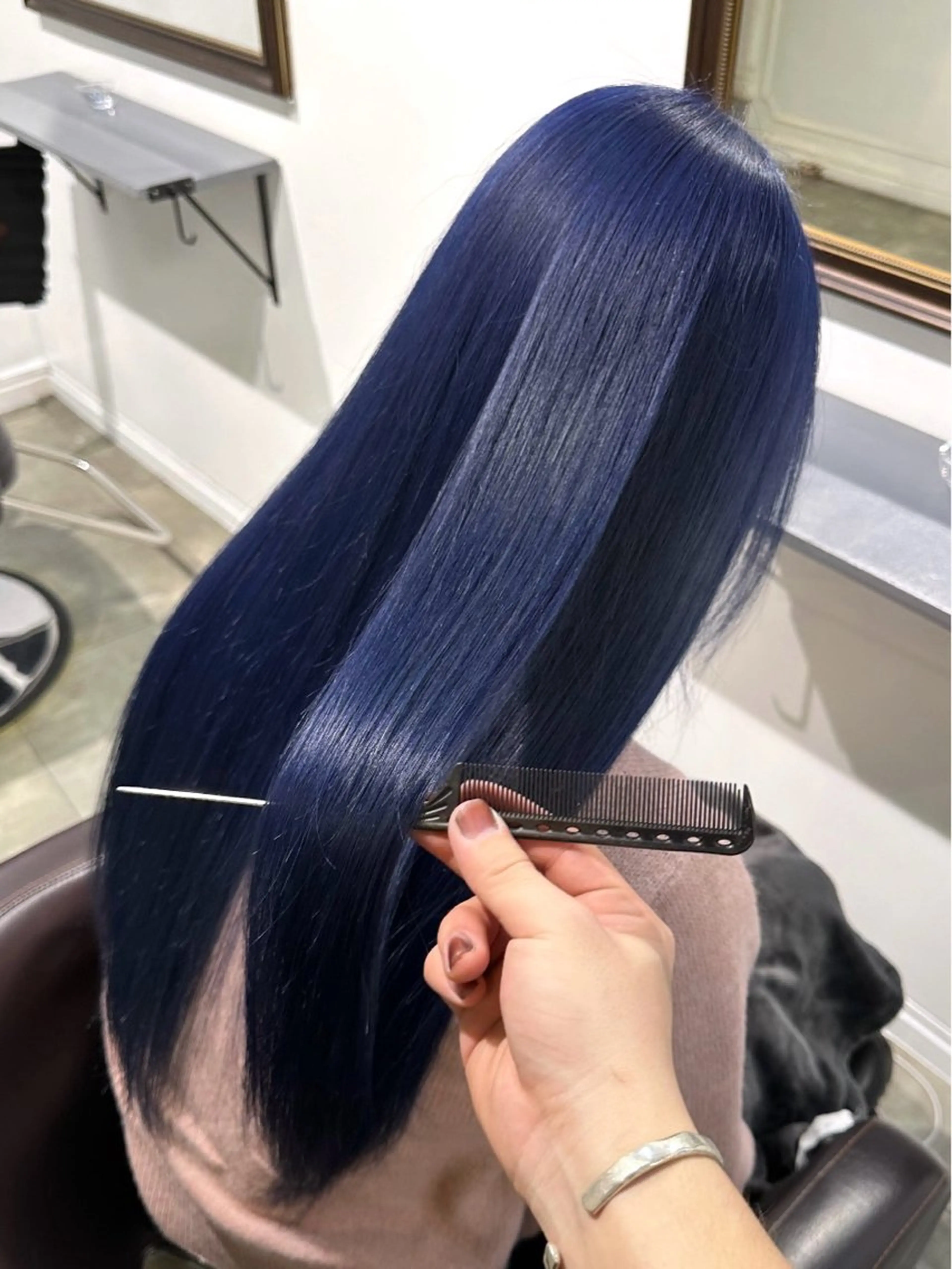 セミロング カラー ハイトーン✨髪質 改善🫧RYOのヘアスタイル