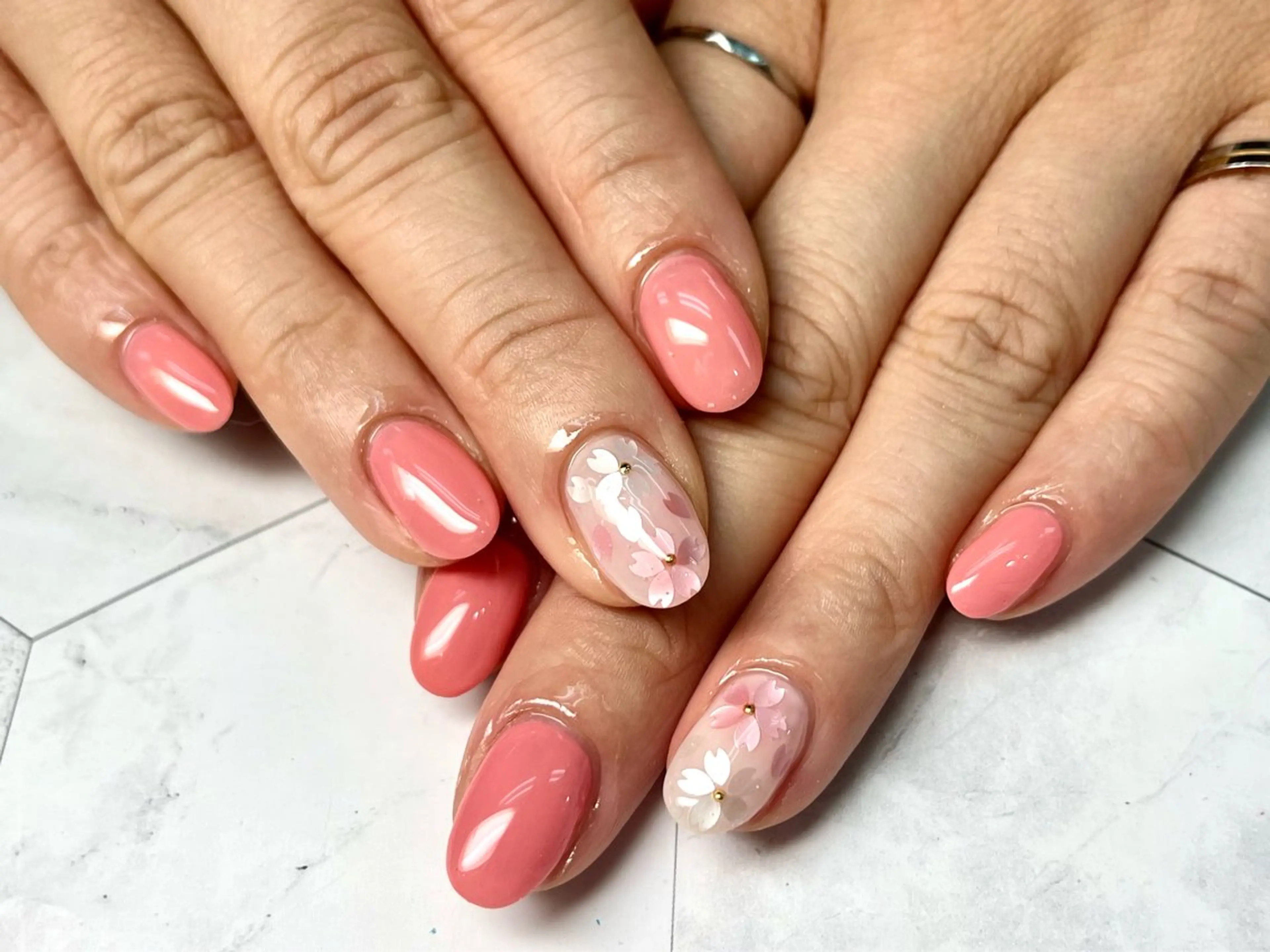 ネイル Queennail 北堀江megumiのネイルデザイン