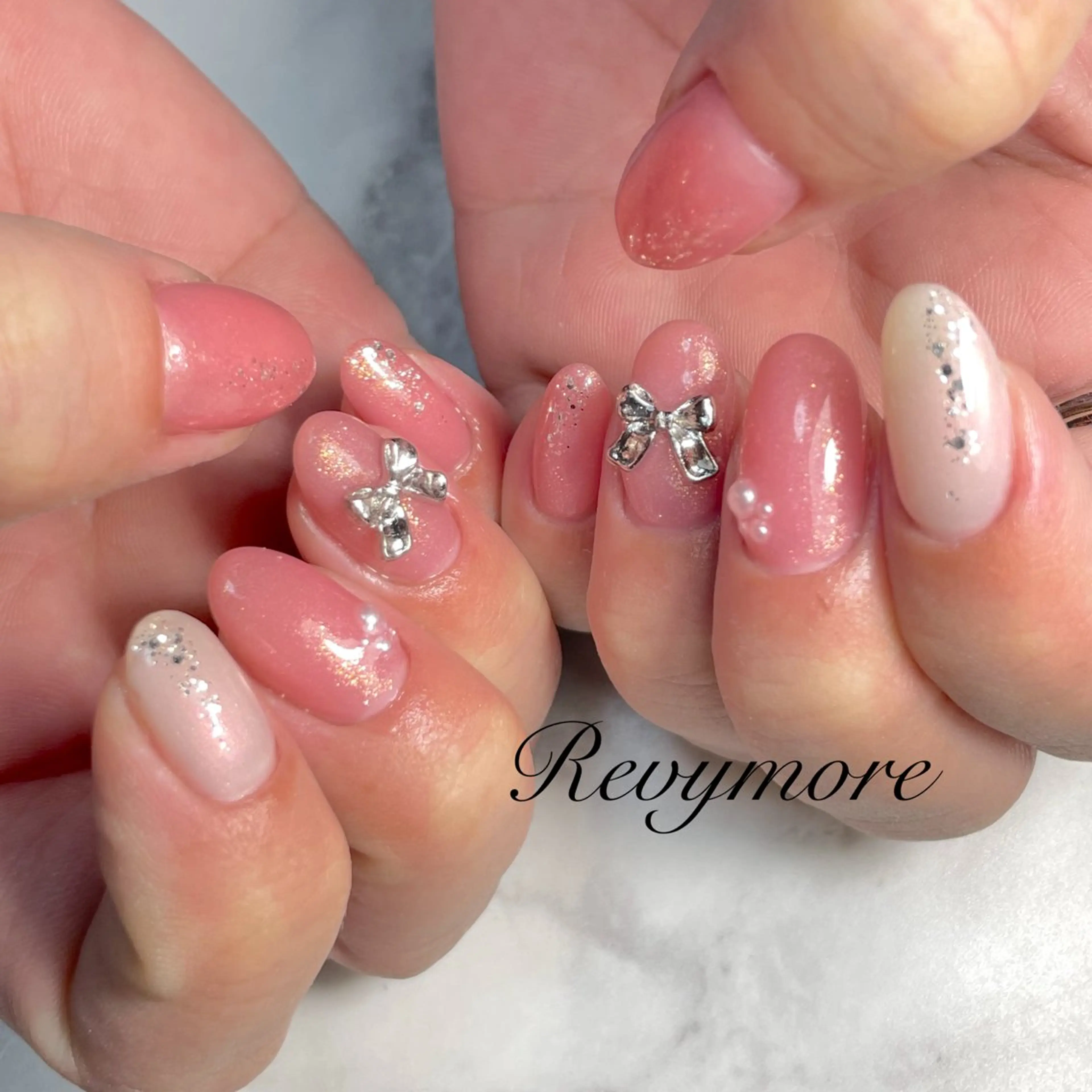 ネイル ジェルネイル 韓国ネイル ニュアンスネイル オフィスネイル ピンク nail salon Revymoreのネイルデザイン
