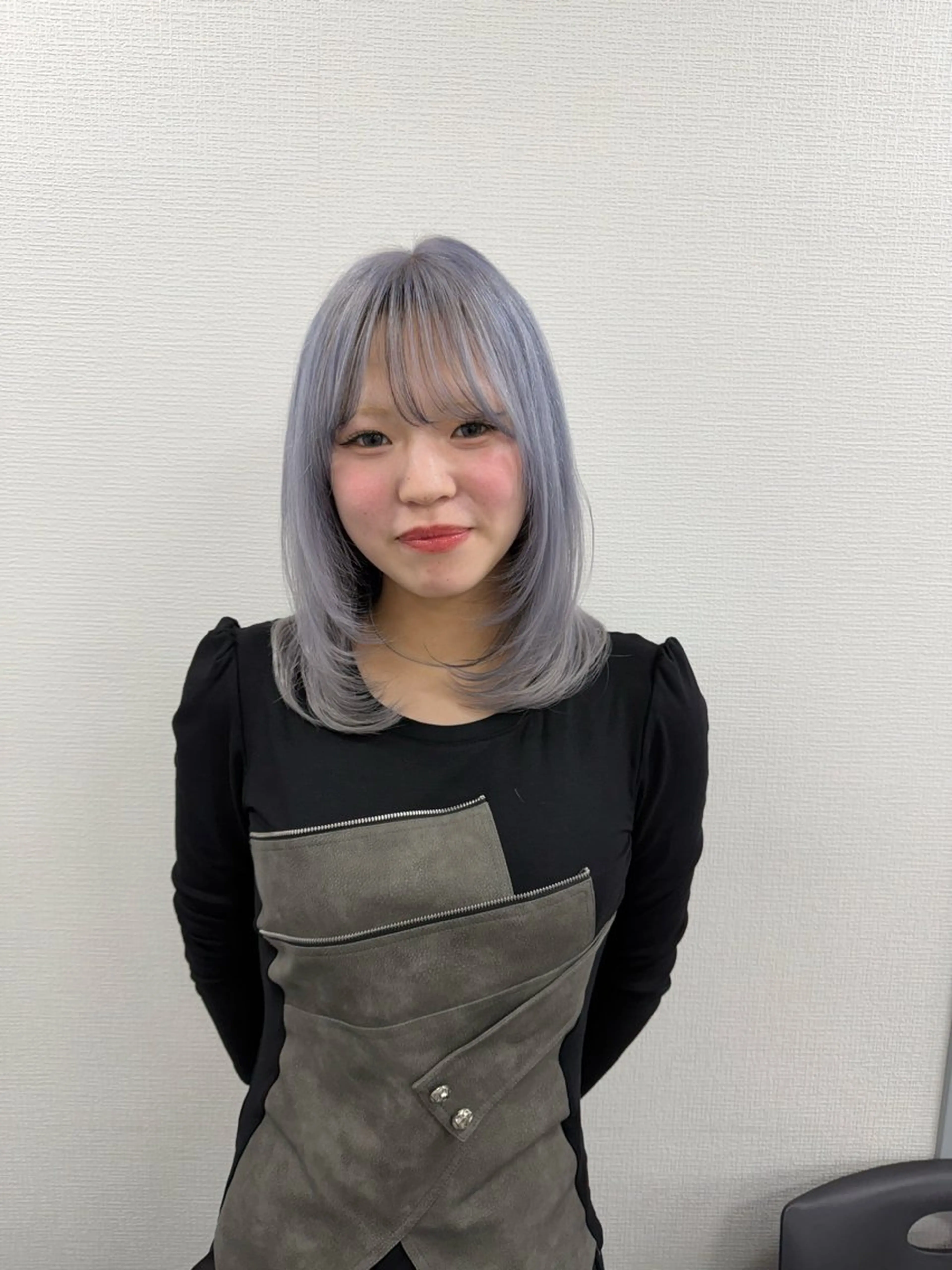 セミロング カット ヘアカラー ✨ツヤ髪ハイトーン✨ しげきのヘアスタイル