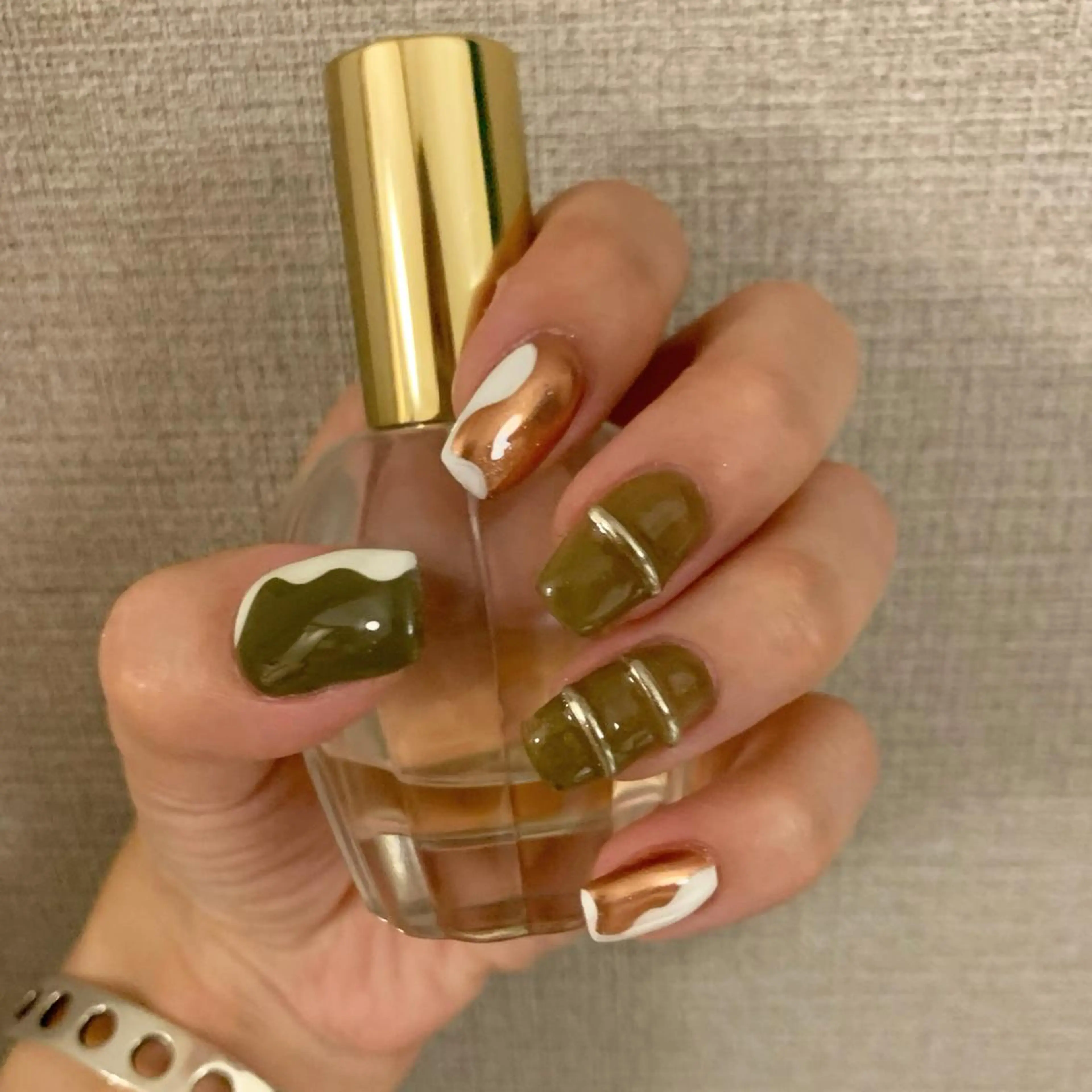 ネイル ヤマダ サクラのヘアスタイル