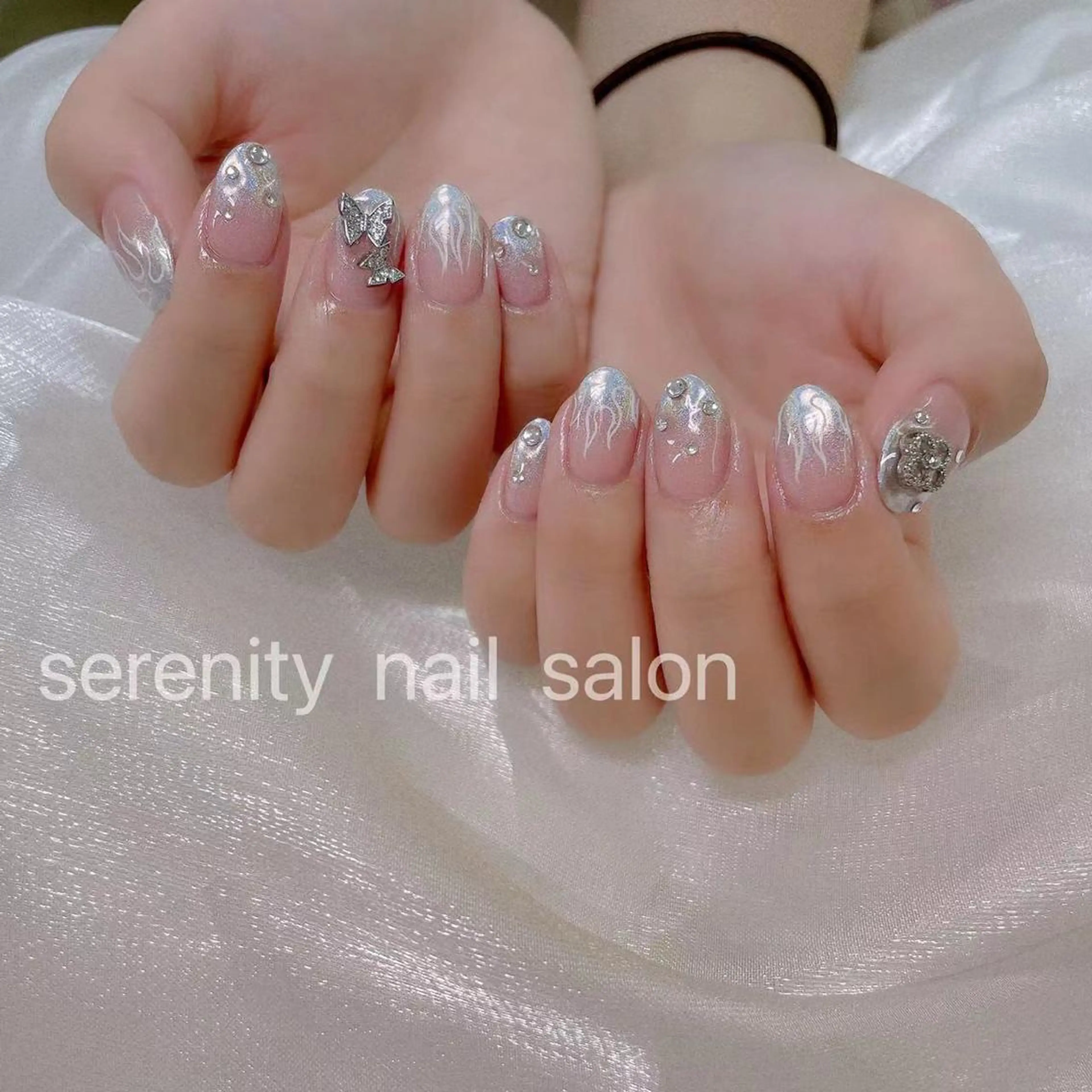 ネイル ハンドネイル ハンドケア ✨Serenity Nail salonのネイルデザイン