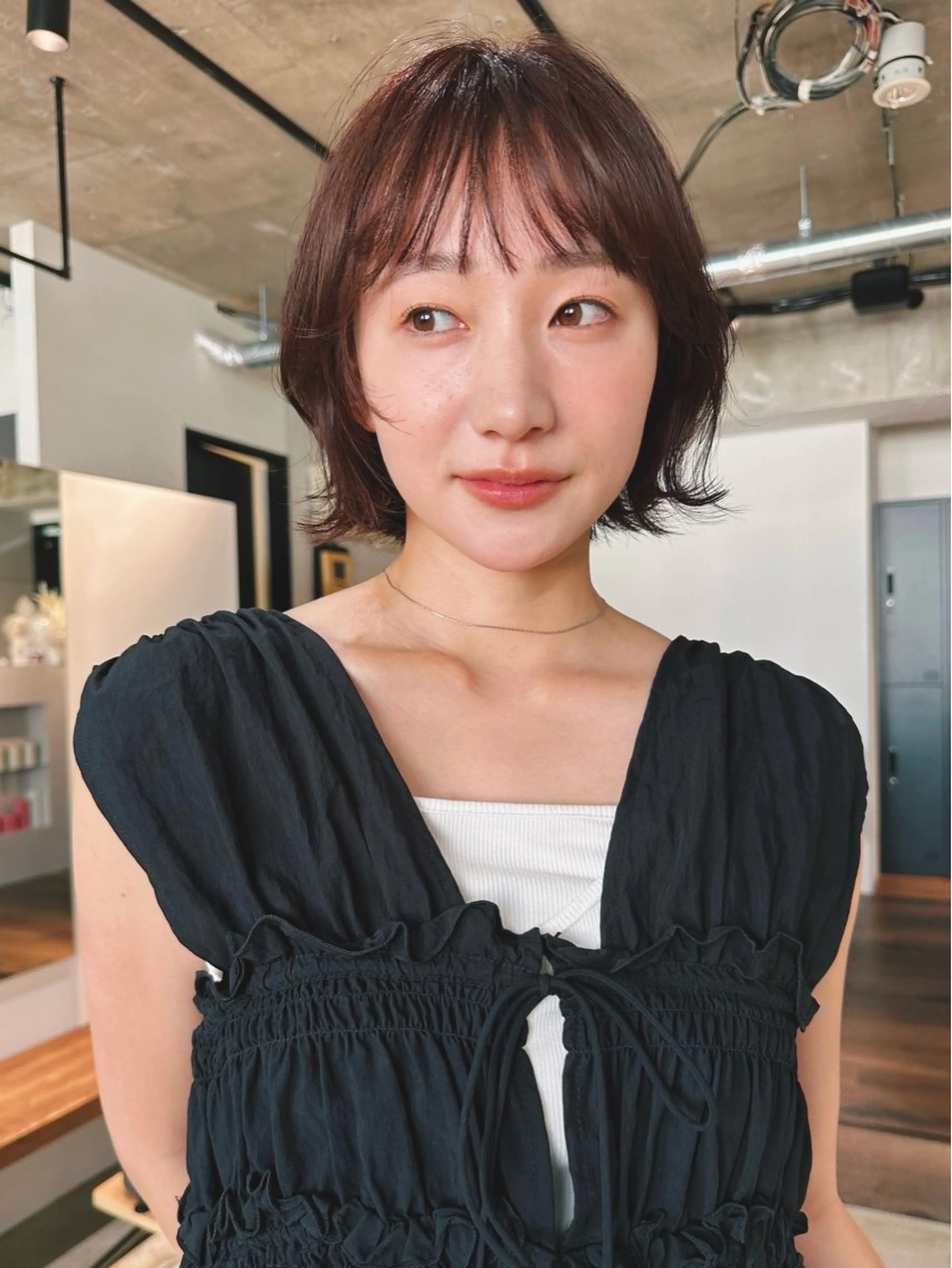 ショート カラー パーマ 🫧小顔×似合わせ× 透明感カラー🫧のヘアスタイル