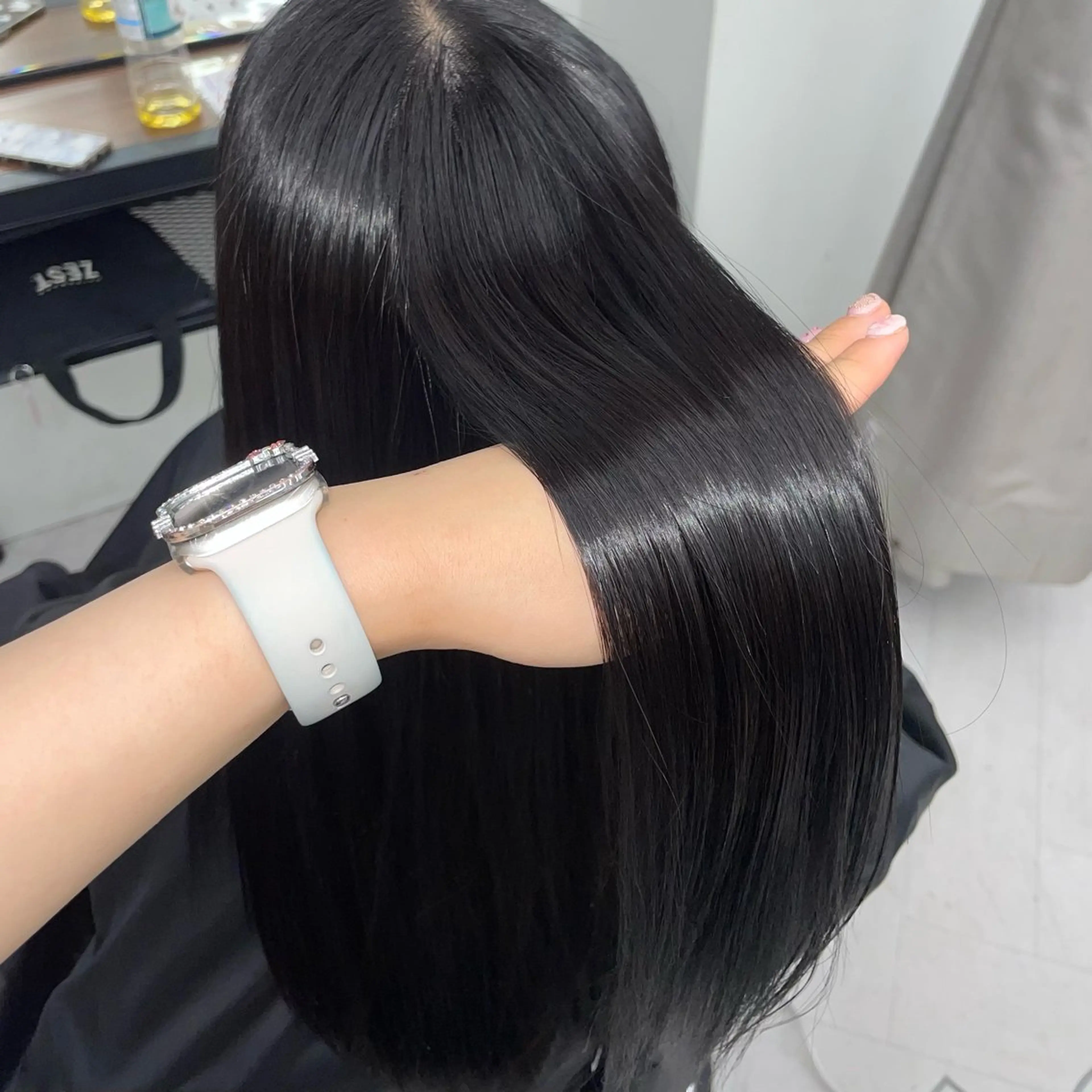 ロング カラー ヘアカラー ななみ.⋆𝜗𝜚 透明感カラー/まつパのマツエク・マツパデザイン