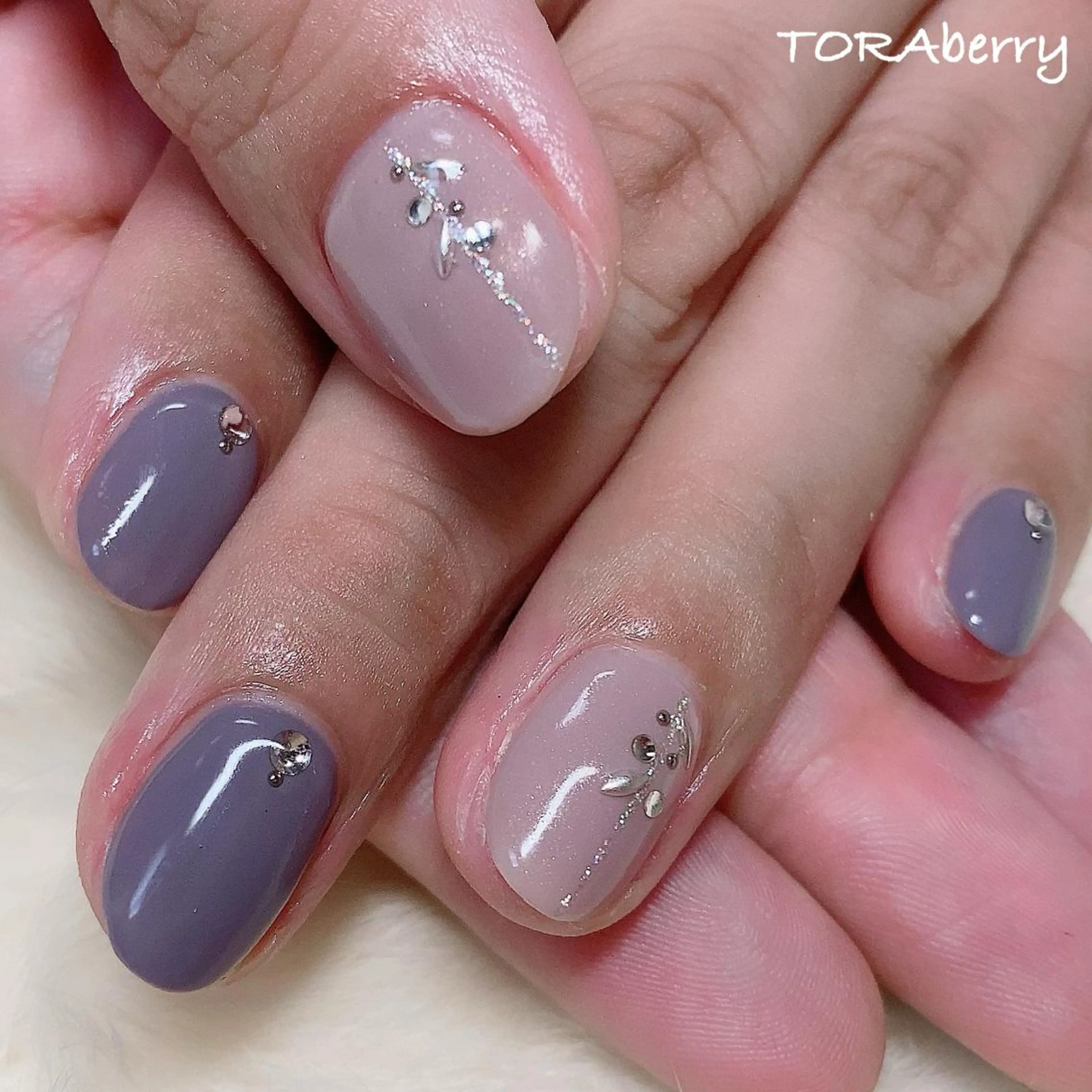 ネイル ハンドネイル ネイリスト なつみのネイルデザイン