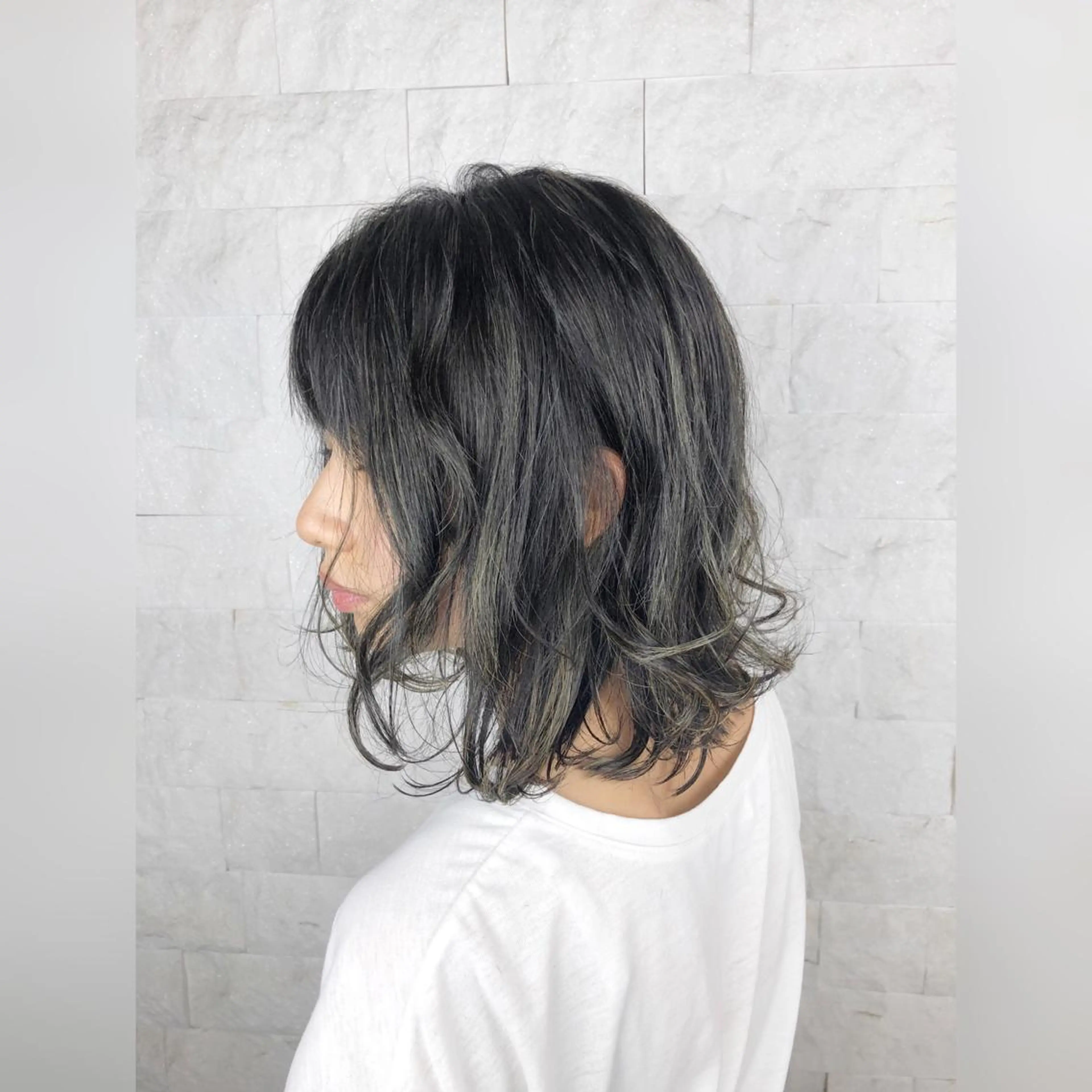 ミディアム ハイライト 6月以降は渋谷で受付 ツダケイタロウのヘアスタイル