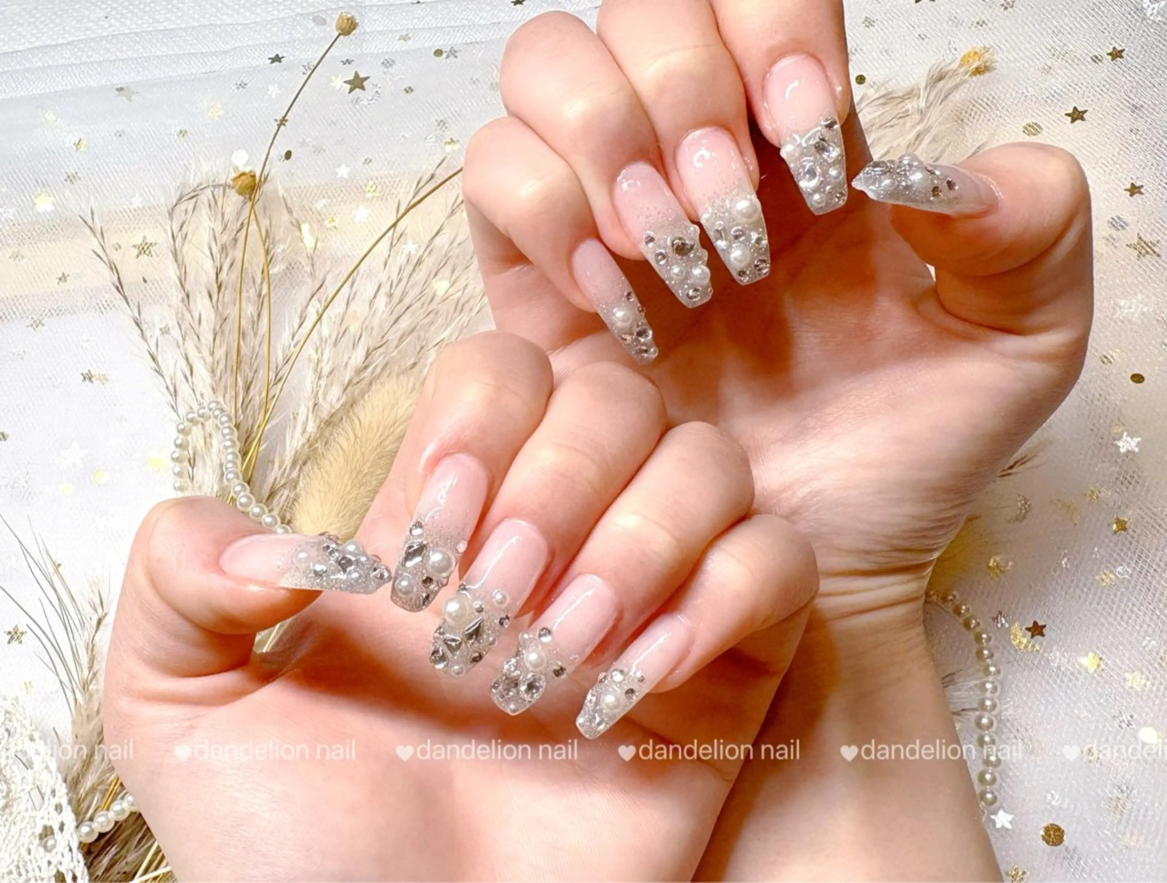 ネイル 持ち込み スカルプネイル ワンホンネイル 冬ネイル クリスマス ハンドネイル dandelion nail北千住のネイルデザイン