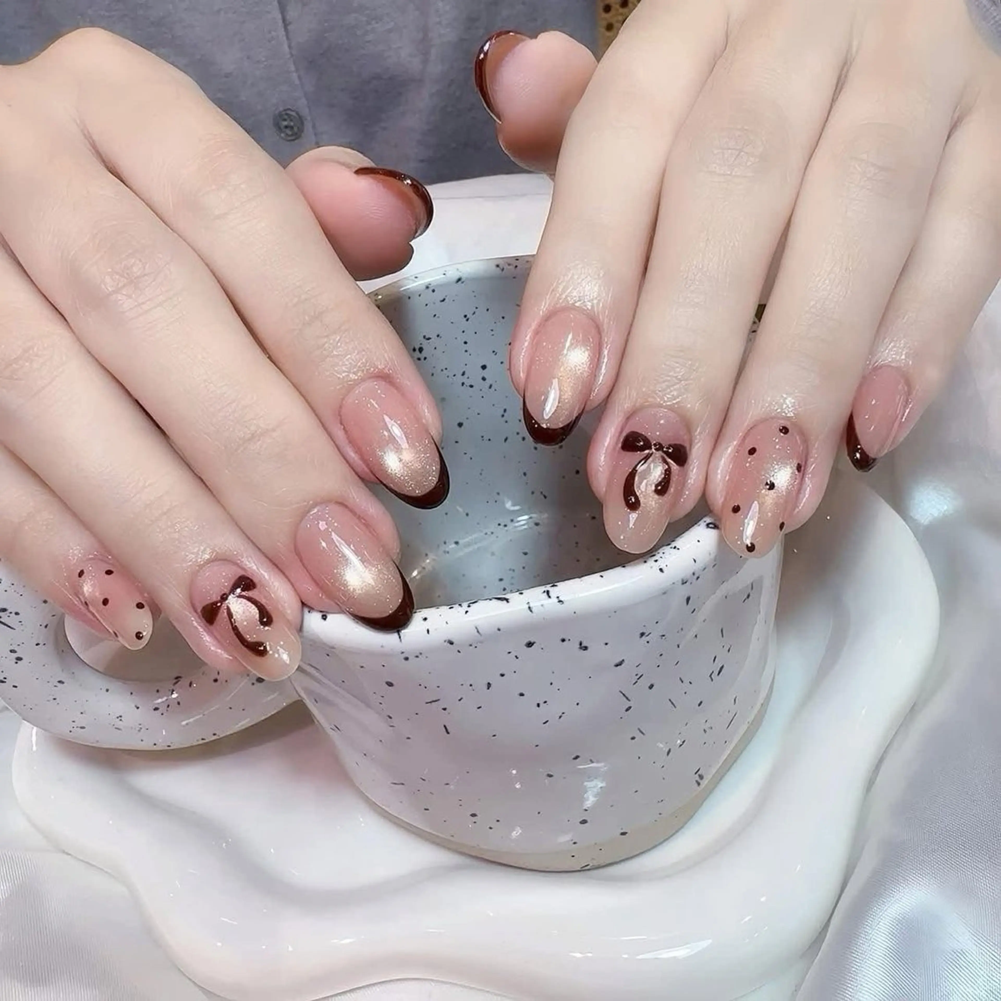 ネイル アートネイル ジェルネイル マグネットネイル ニュアンスネイル シンプルネイル ハンドネイル Ryu Nail NekoChanのネイルデザイン