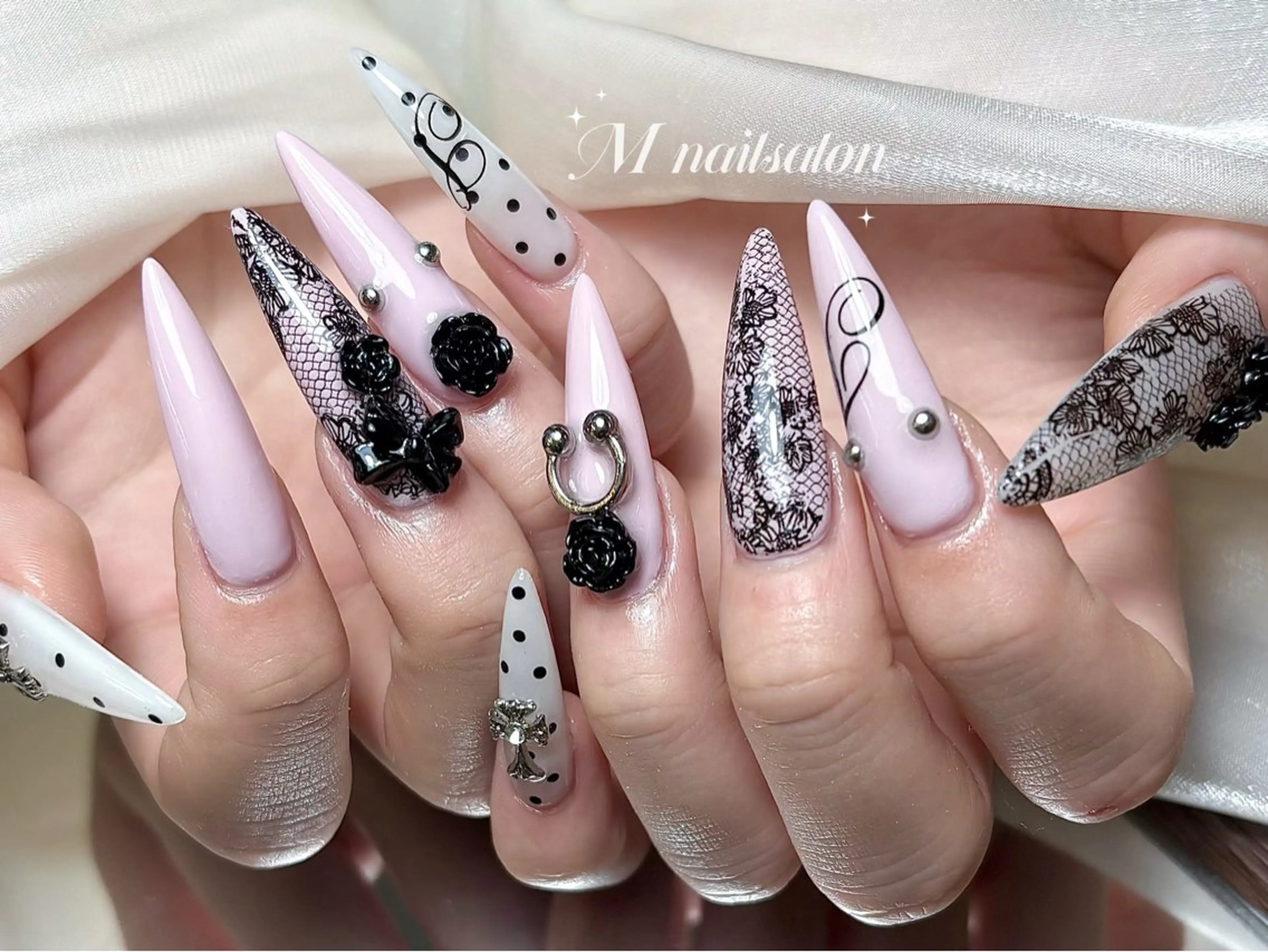 ネイル M🌷nail 長さだし専門店のネイルデザイン