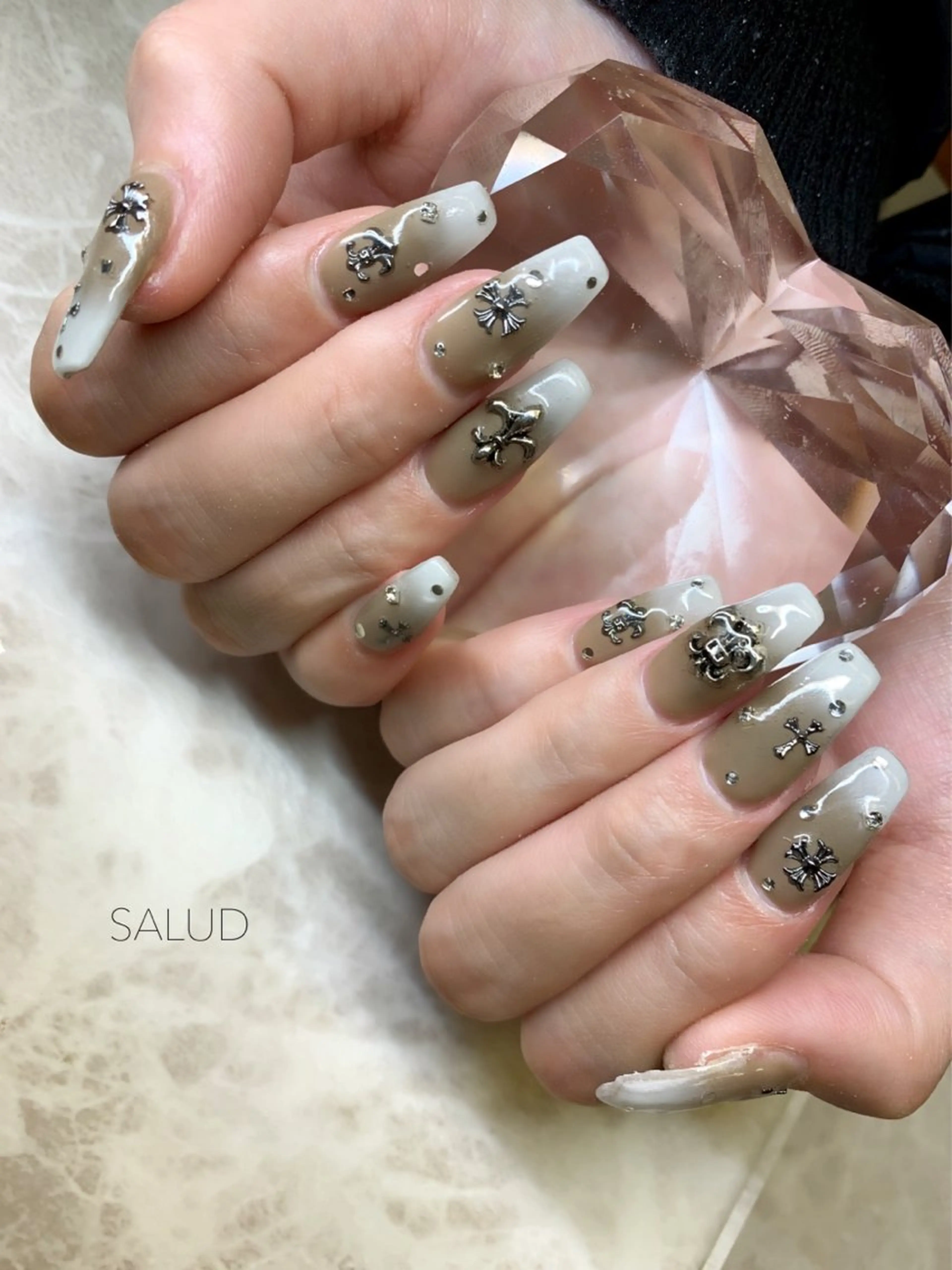 ネイル ハンドネイル Nail Salon SALUDのネイルデザイン