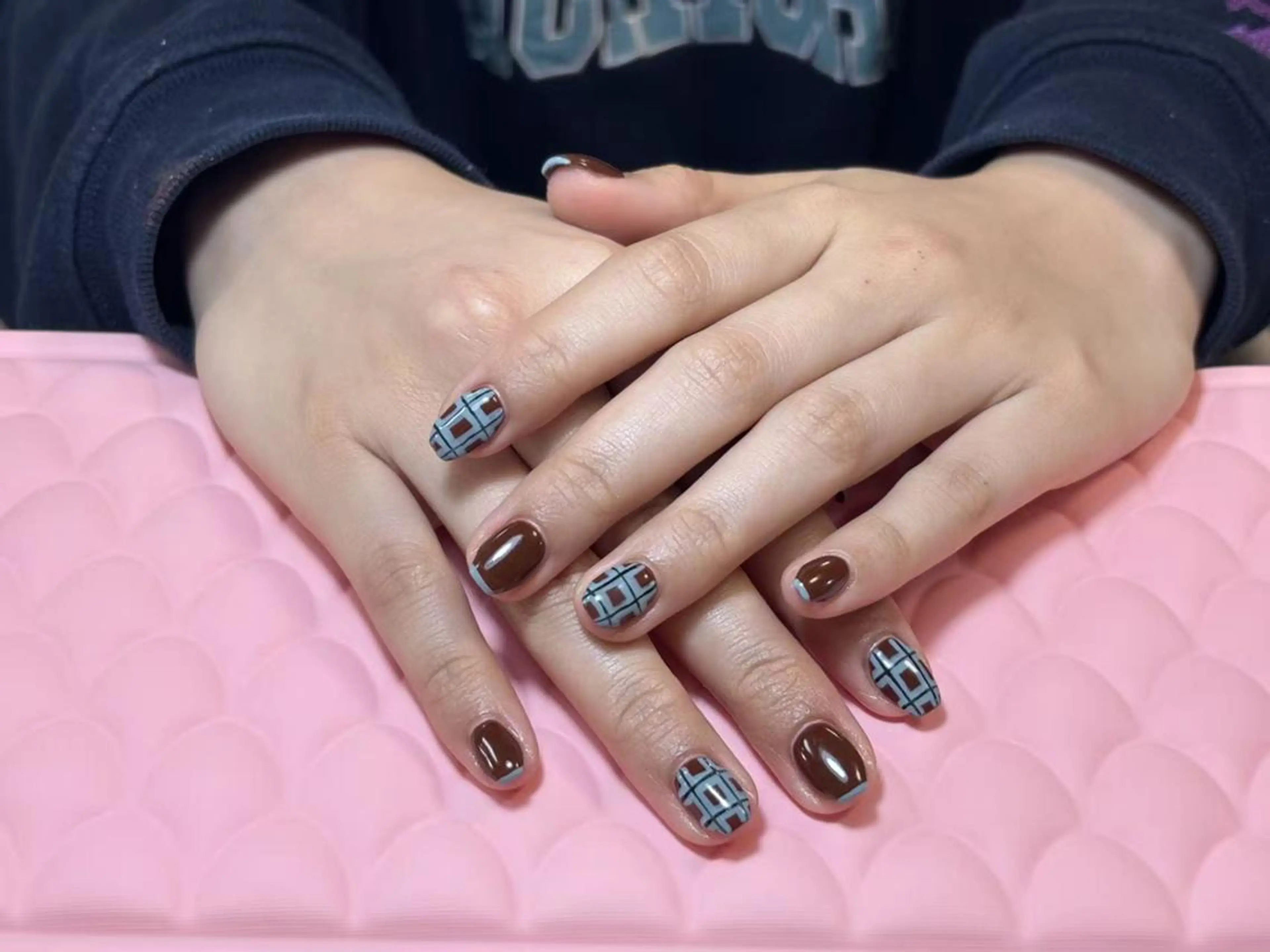 ネイル 長さ出し フレンチネイル ジェルネイル ガラスフレンチ 韓国ネイル Hana Bloom Nail💛Rinaのネイルデザイン