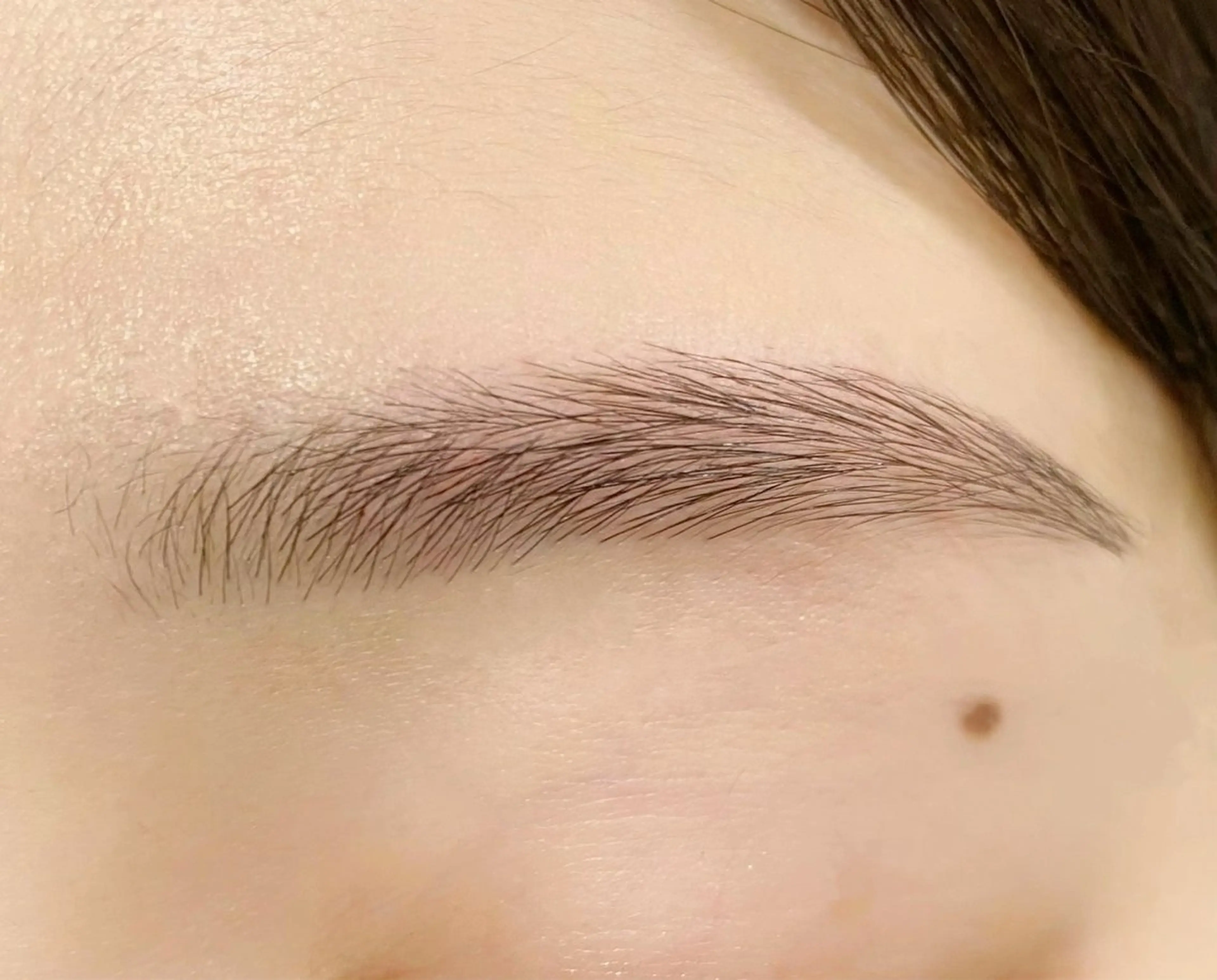 アイブロウ ワックス脱毛 眉カット Loverystal アイミのマツエク・マツパデザイン