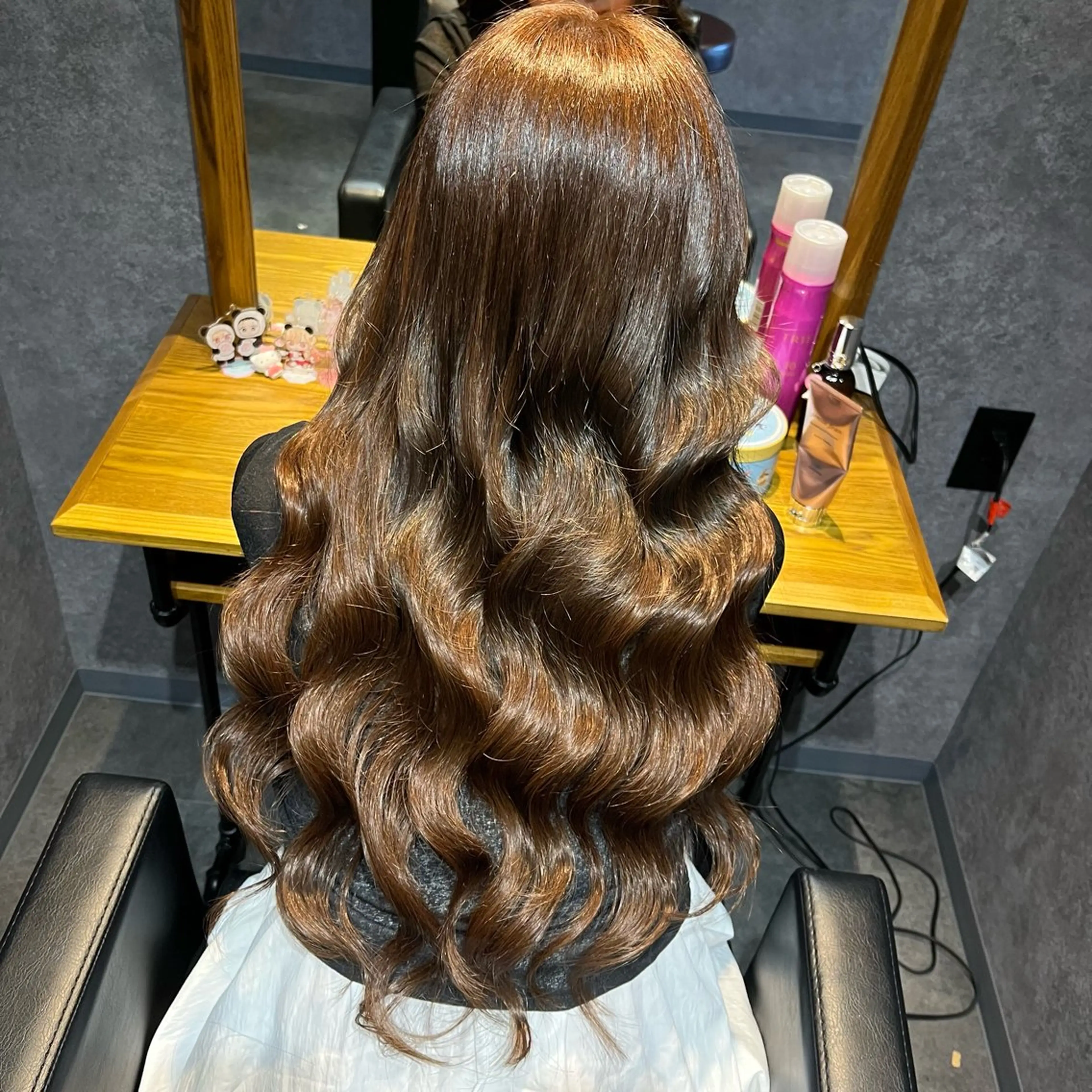 ロング カラー シールエクステ ハイライトカラー インナーカラー エクステ ハイライト ヘアカラー トリートメント エクステ 福岡 天神 大名 エクステ.miu🦊のヘアスタイル