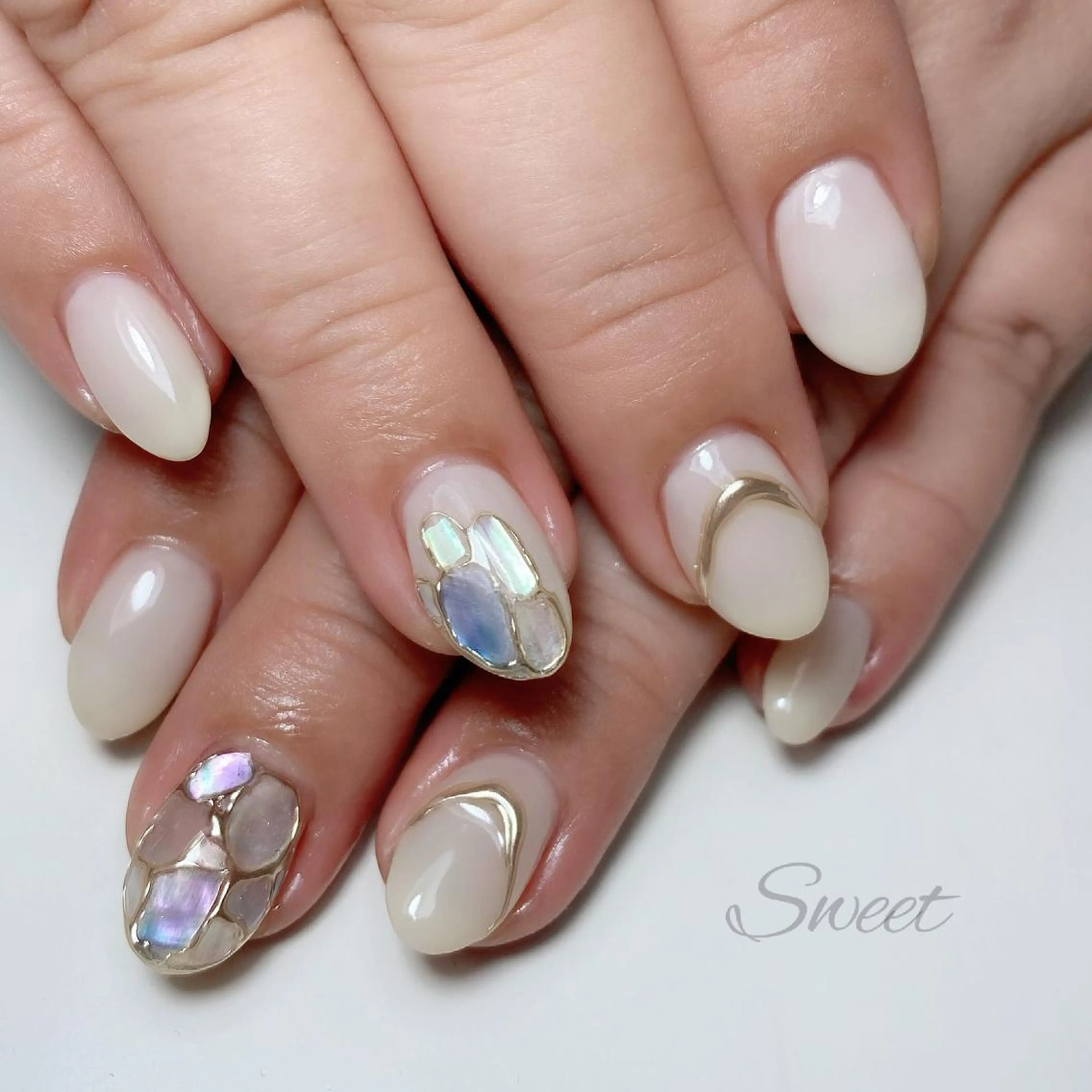 ネイル sweet 仲野陽子のネイルデザイン