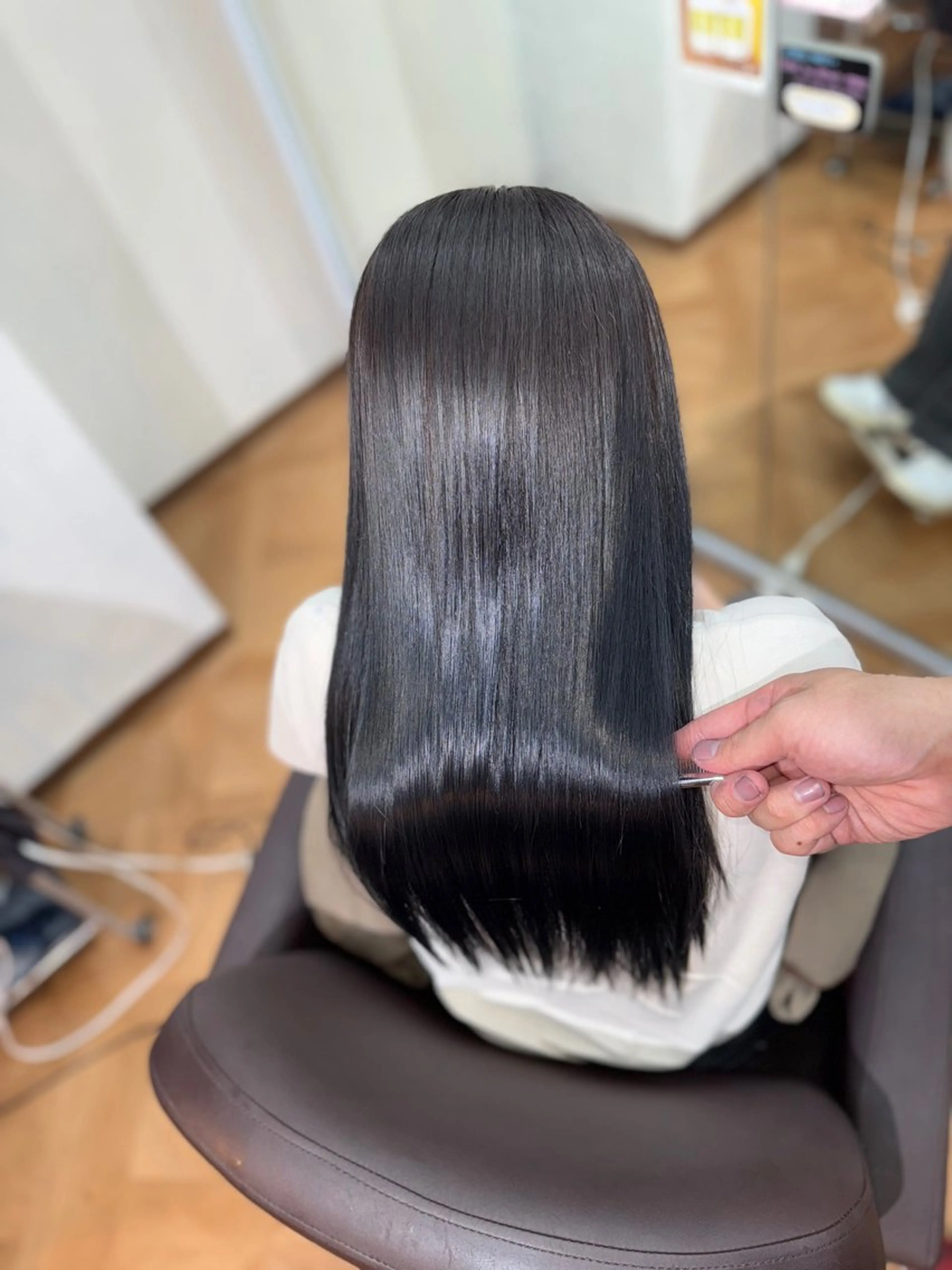 ロング カット ヘアカラー トリートメント 髪質改善 晟之介のヘアスタイル