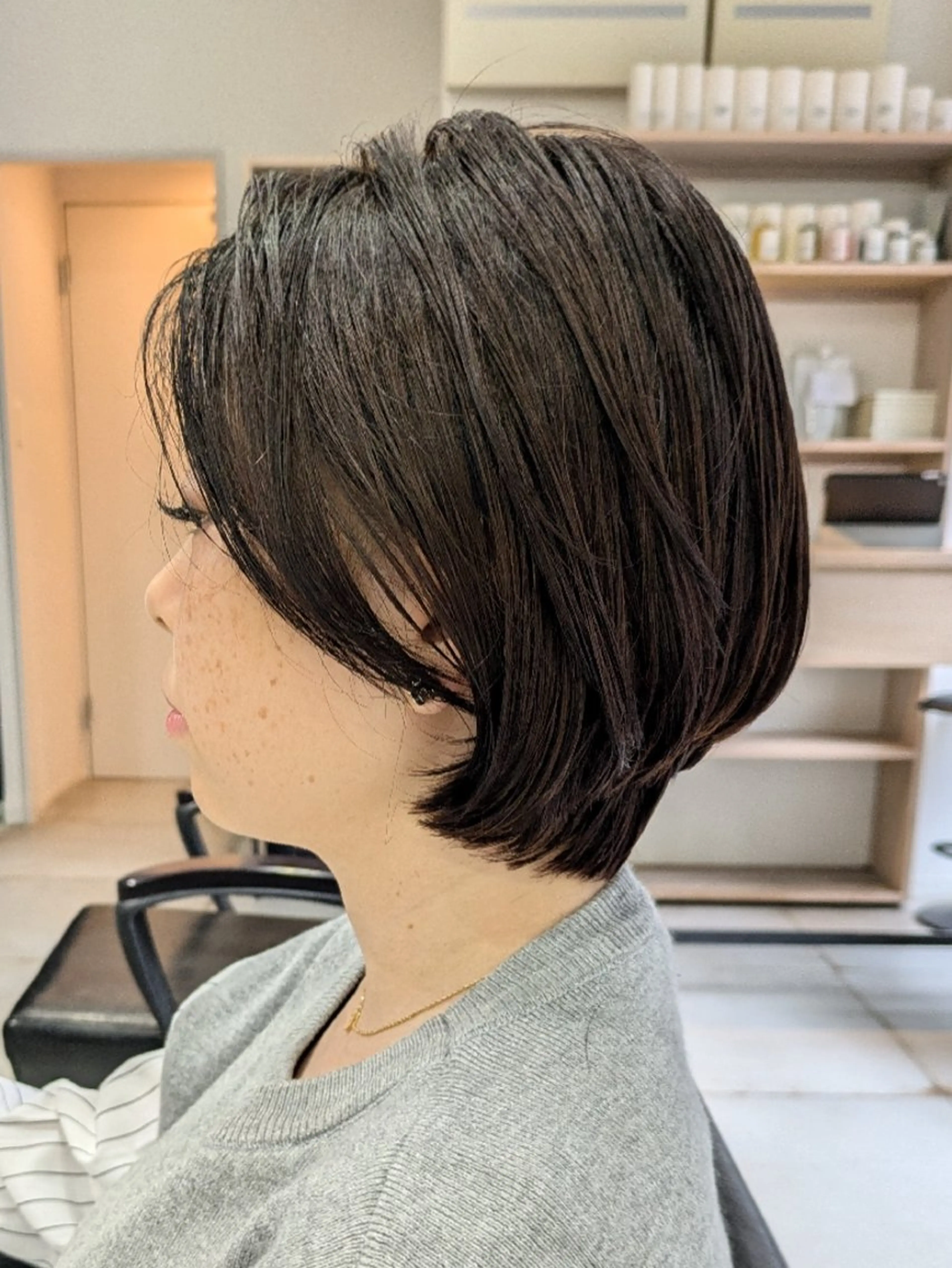 ショート アッシュ アッシュブラウン ショートヘア カット ヘアカラー 大人ショートのスペシ ャリスト✨️井上雄輝のヘアスタイル