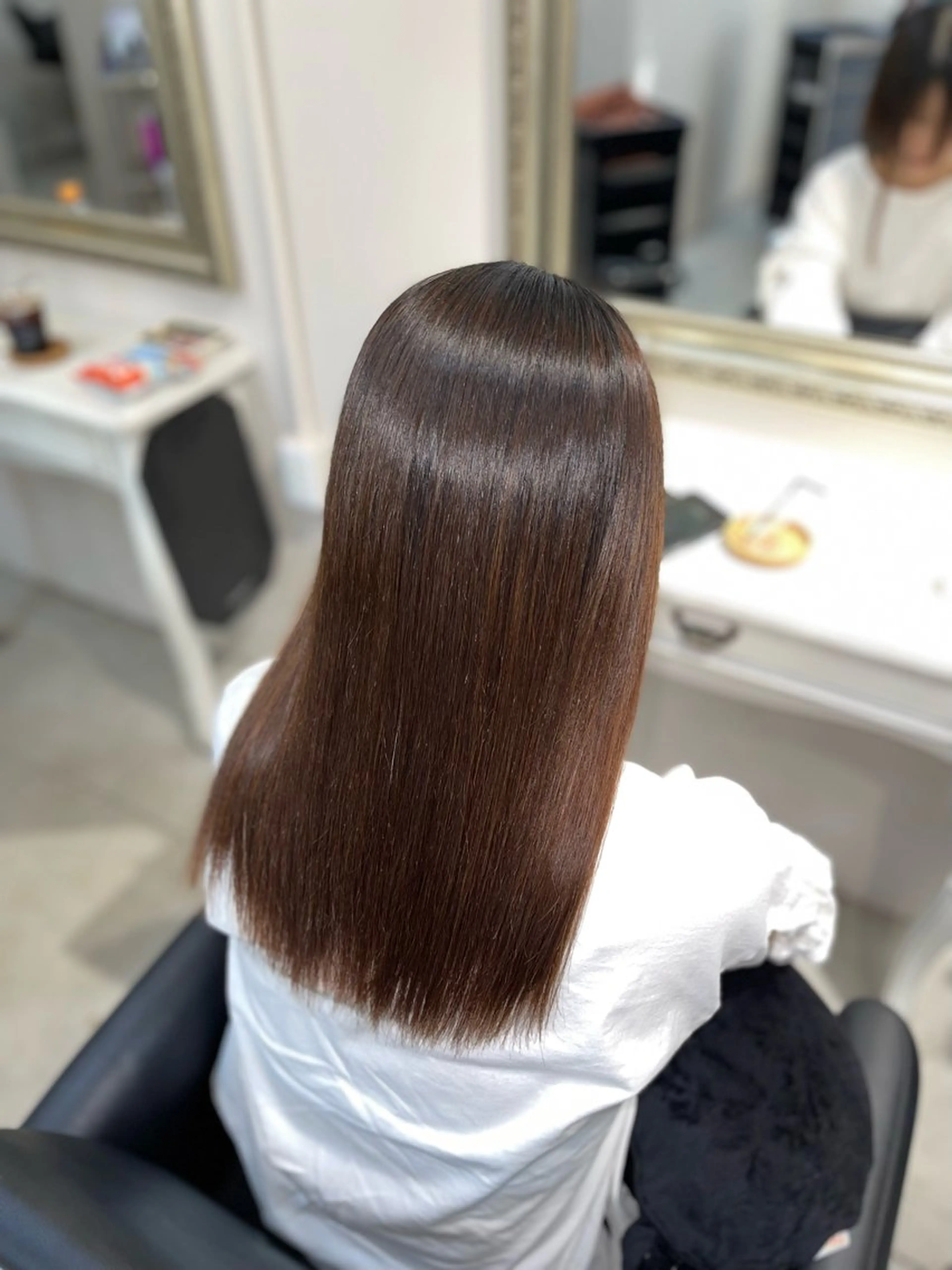 ミディアム 髪質改善 カット 縮毛矯正 トリートメント 透明感カラー/レイヤ ー/艶髪/NENEのヘアスタイル