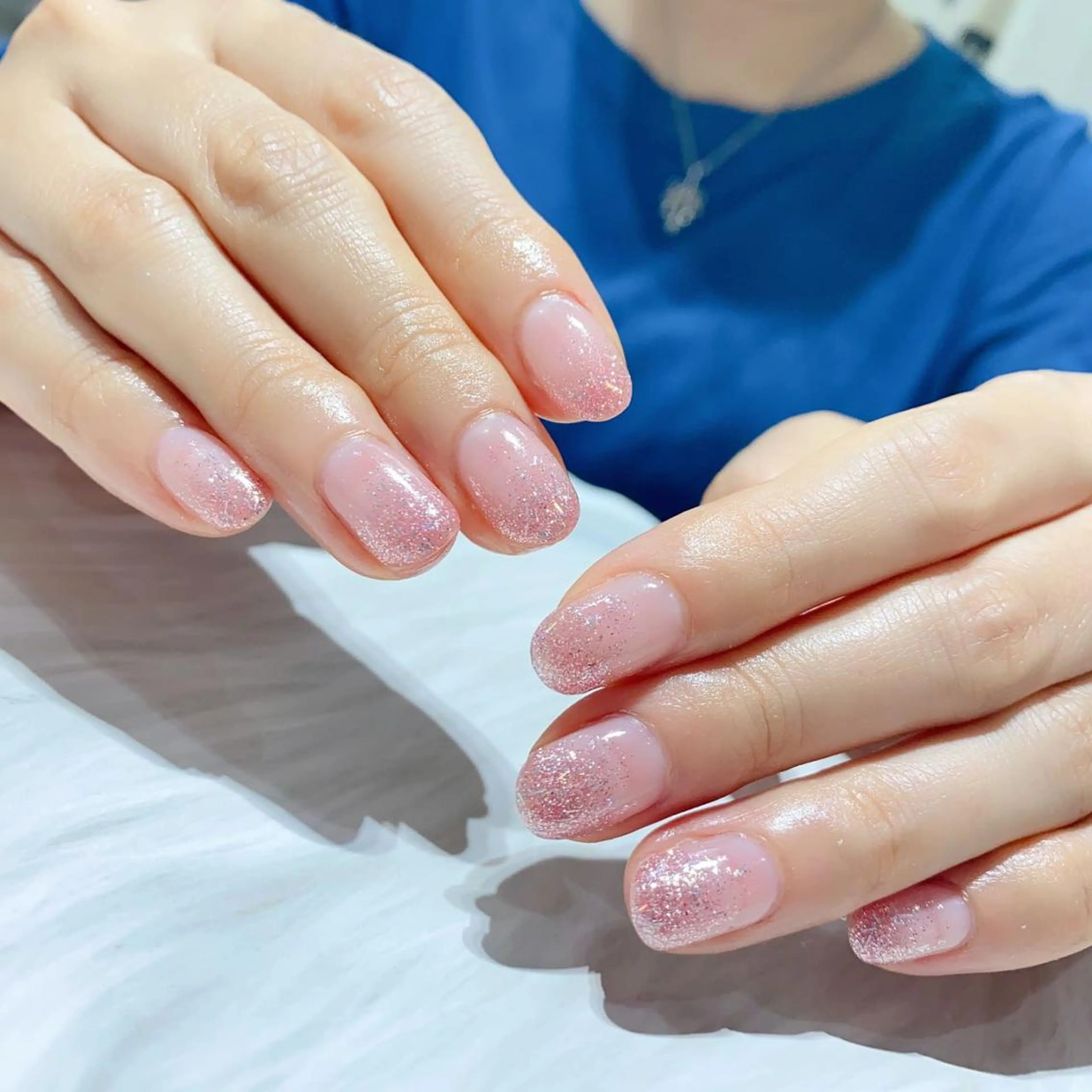 ネイル ラメ(グリッター) ラメグラデーション ワンカラーネイル Queens PUPUのネイルデザイン