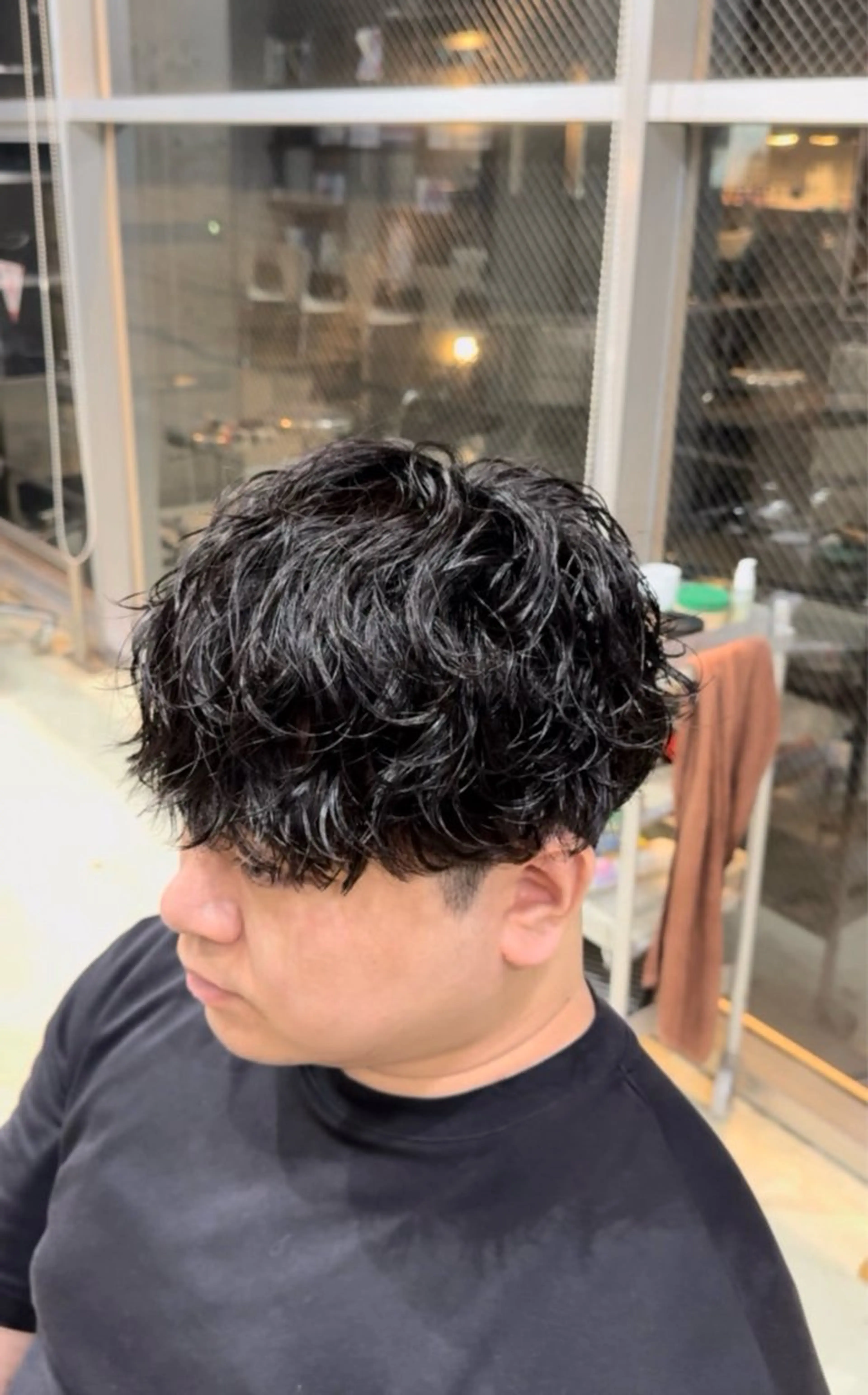 パーマ ツイストスパイラルパーマ スパイラルパーマ カット パーマ fifth 山本慎人のヘアスタイル