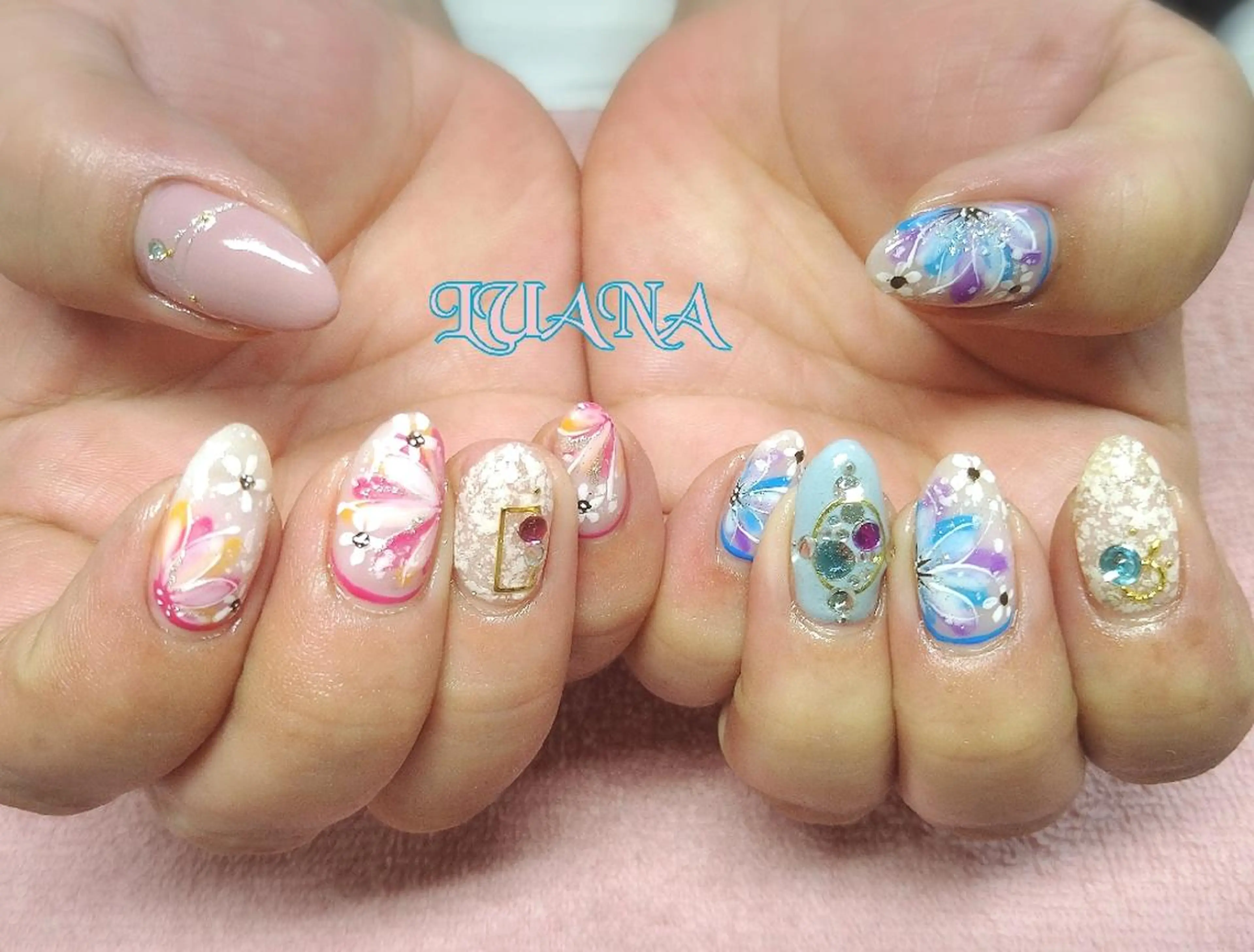 ネイル ハンドネイル LUANA  TAKAHASHIのネイルデザイン