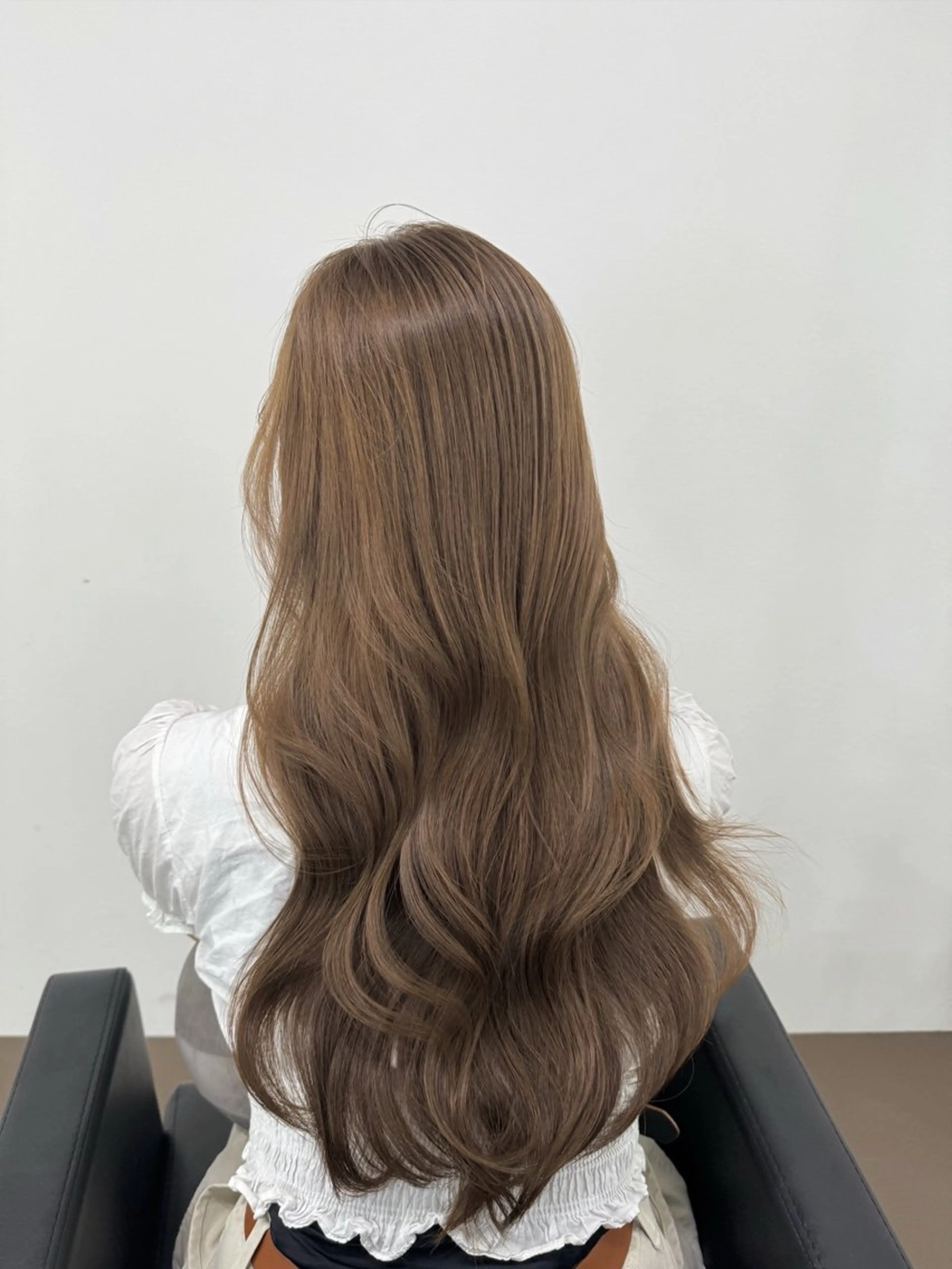 ロング ボブ くびれヘア 髪質改善 韓国風ヘア レイヤーカット 【ioe岡本】🐶 向井歩のヘアスタイル