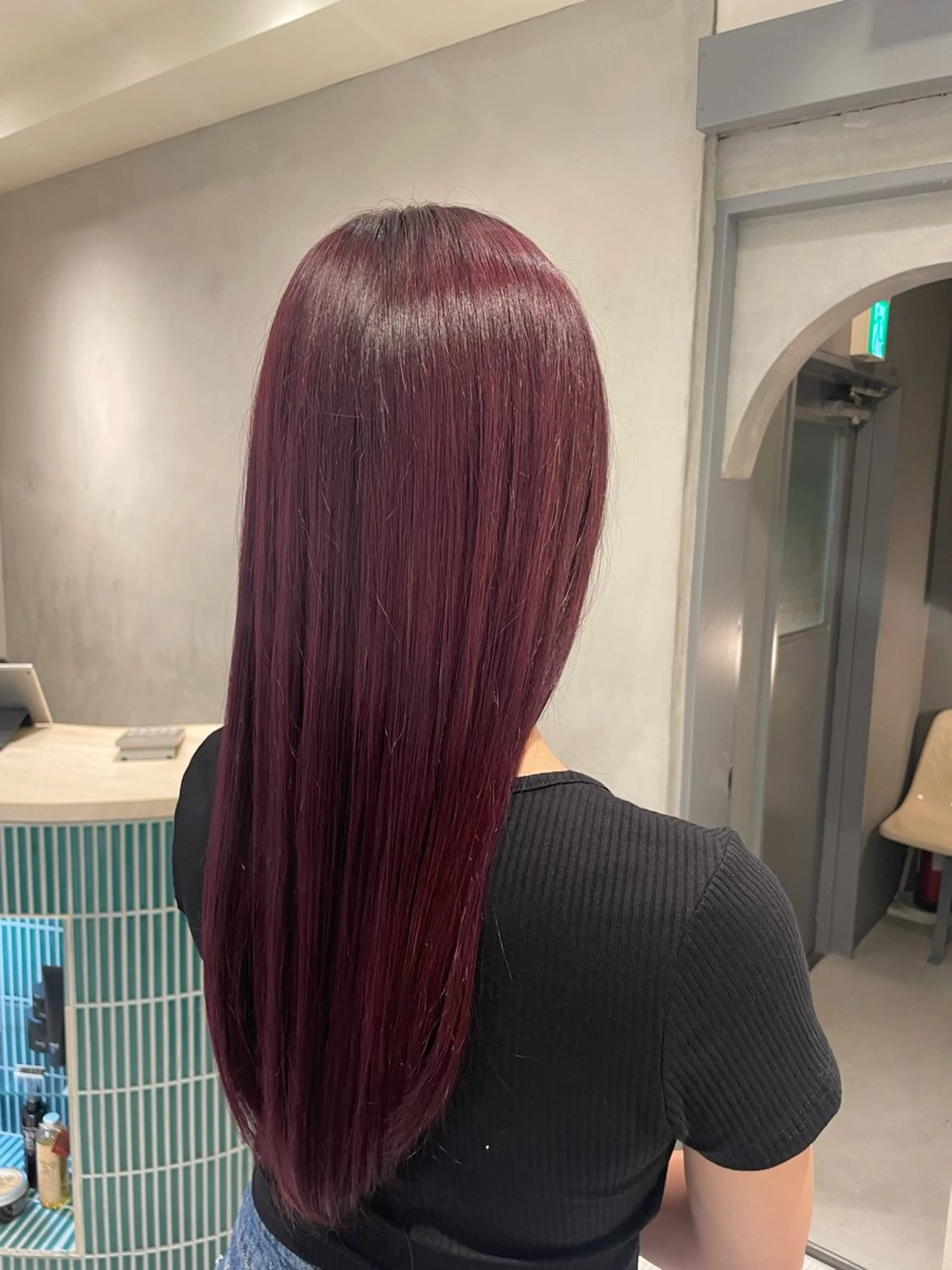 ロング カラー ブリーチ カシス ヘアカラー トリートメント たかはし ゆうなのヘアスタイル