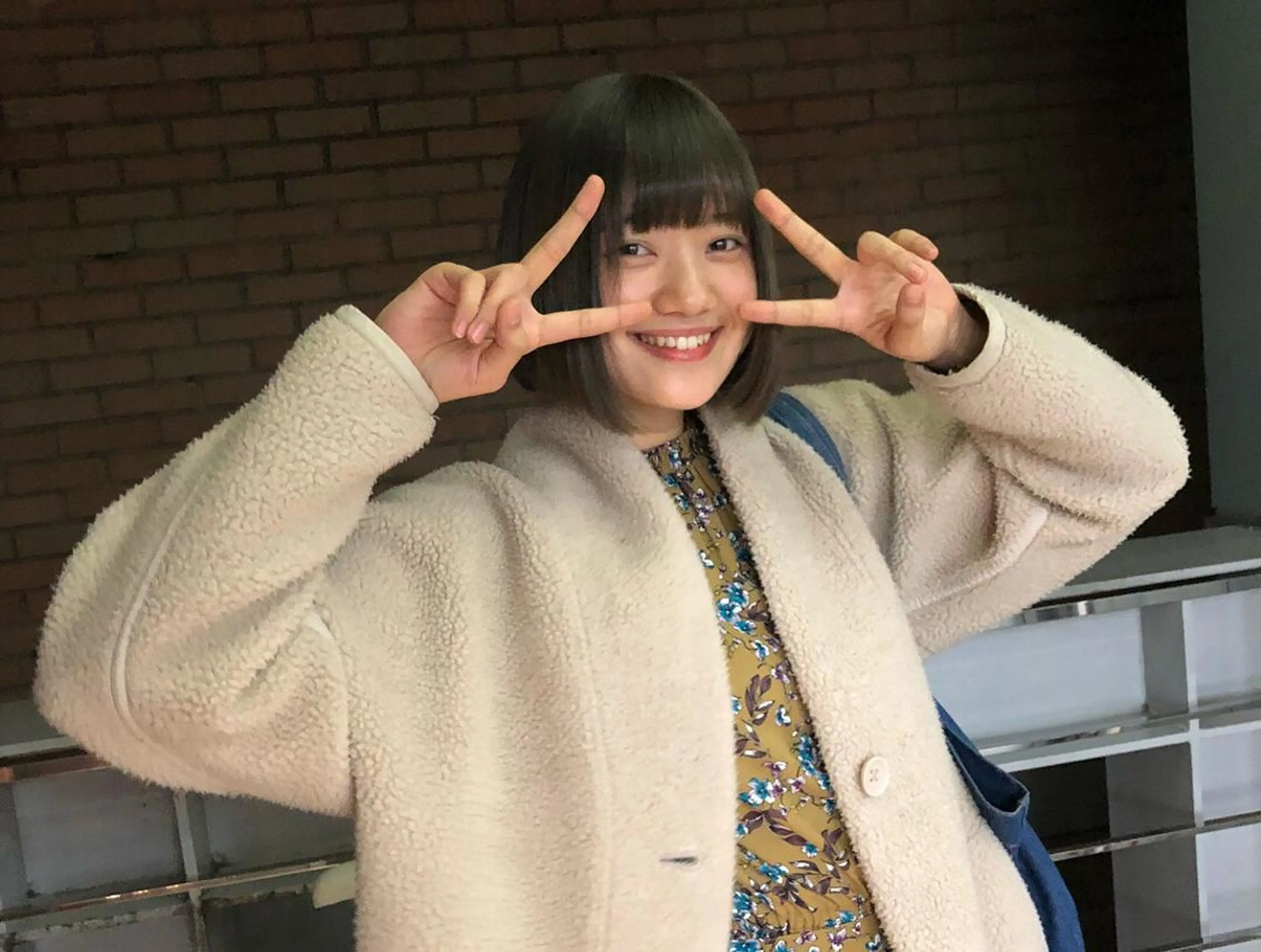 ショート カラー ワンレンボブ ボブ 🌈圧倒的デザイン力 内井省吾のヘアスタイル