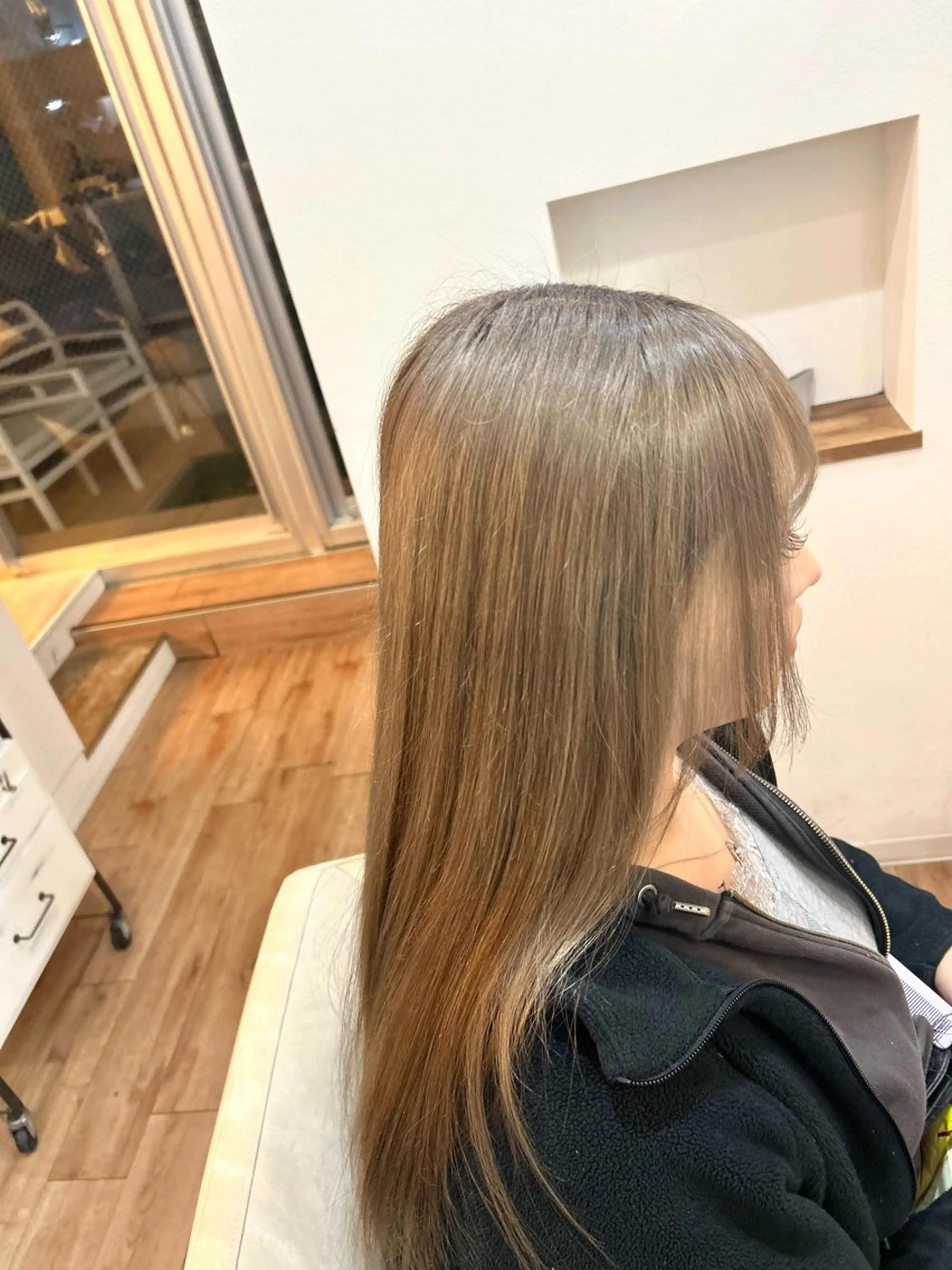ロング カラー 竹内 都のヘアスタイル