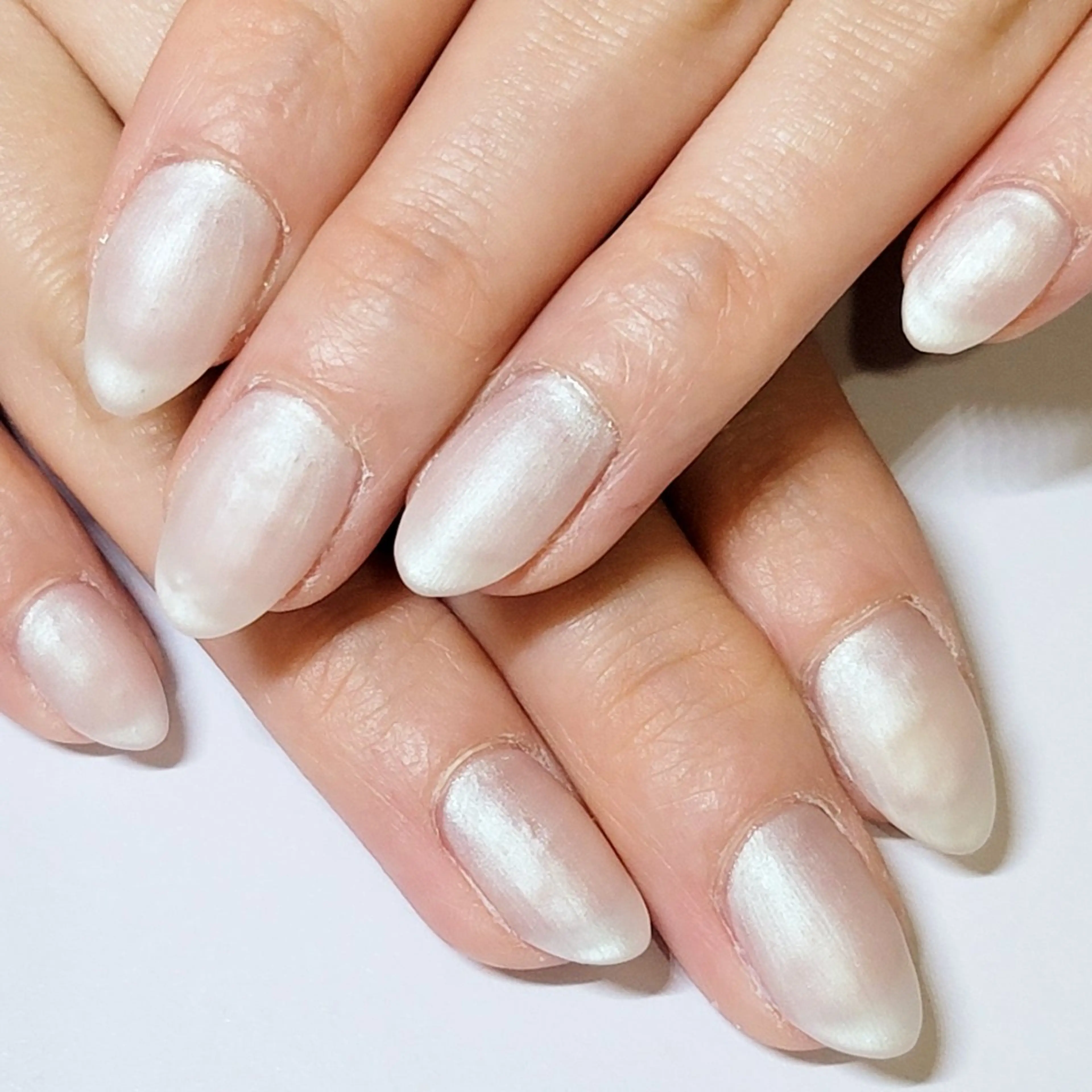 ネイル マットネイル ワンカラーネイル ピンク ホワイト ハンドネイル よしだ ひろきのネイルデザイン