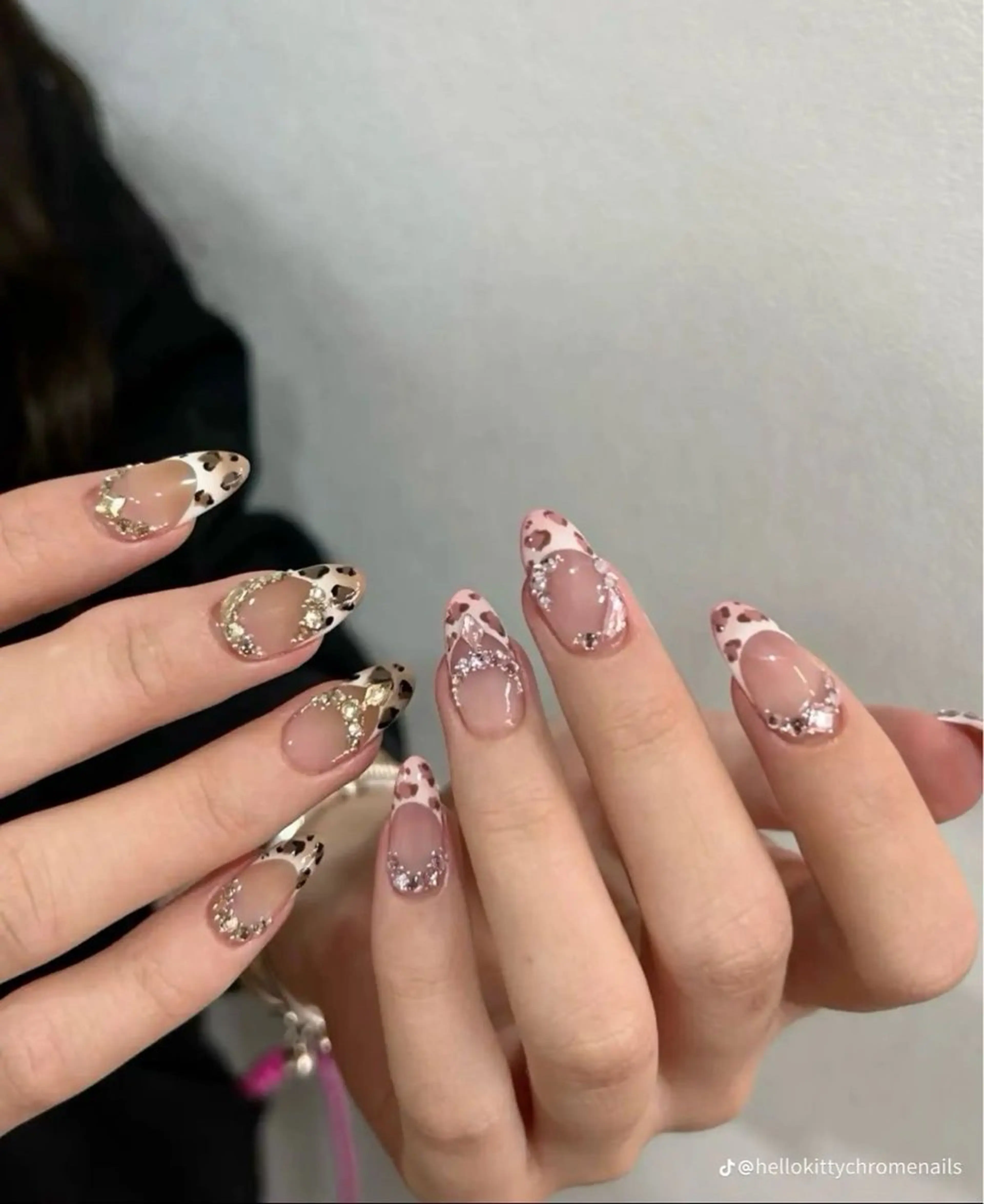 ネイル オーロラネイル チークネイル 長さ出し フットネイル フレンチネイル ハンドネイル Lee Nailsのネイルデザイン