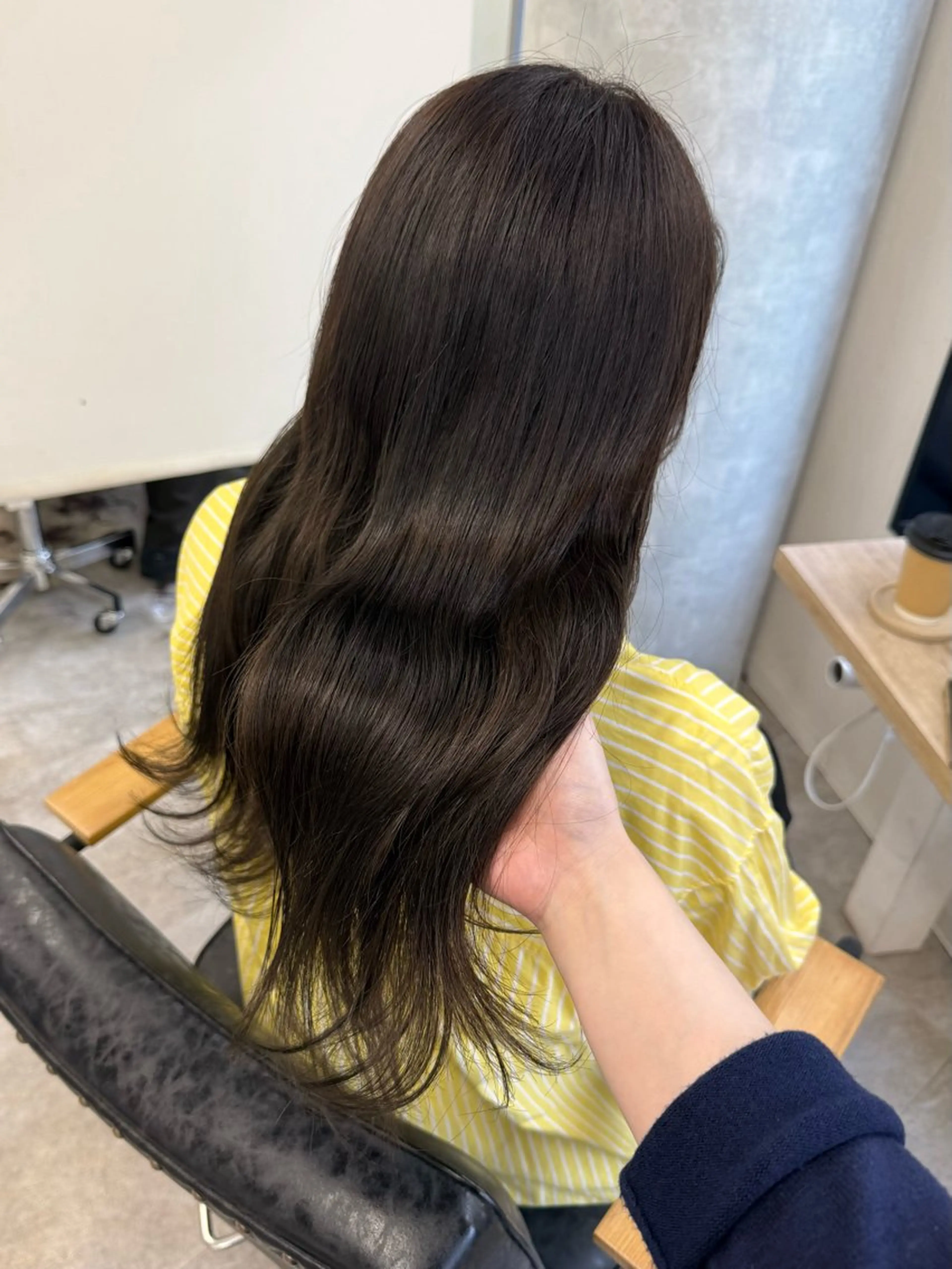 ロング カラー ヘアアレンジ グレージュ オリーブグレージュ オリーブグレー ヘアカラー トリートメント Himawari♡ 柔らかいカラーのヘアスタイル