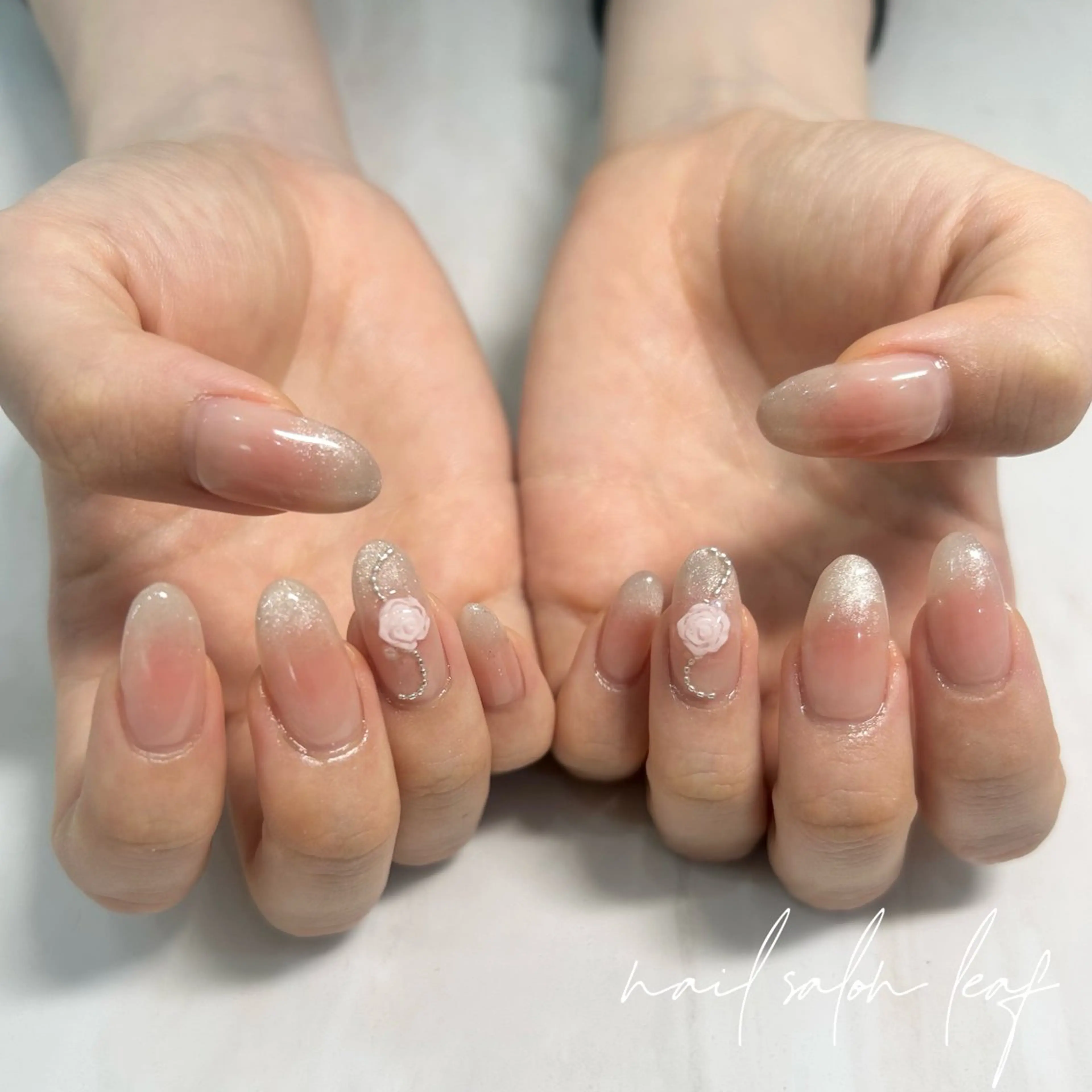 ネイル チークネイル Leaf ちかほのネイルデザイン